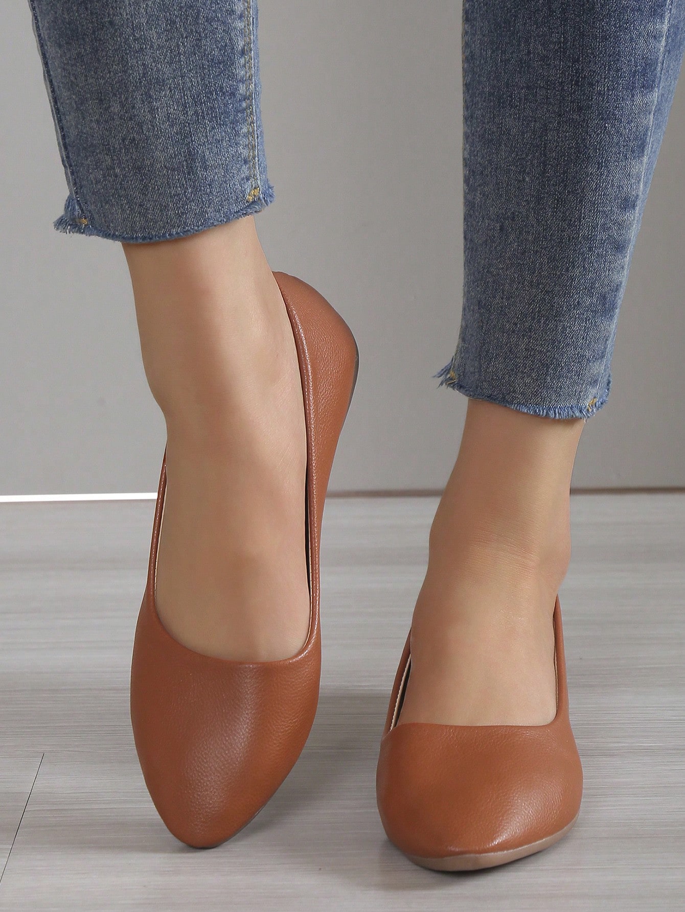 In Brown Women Flats