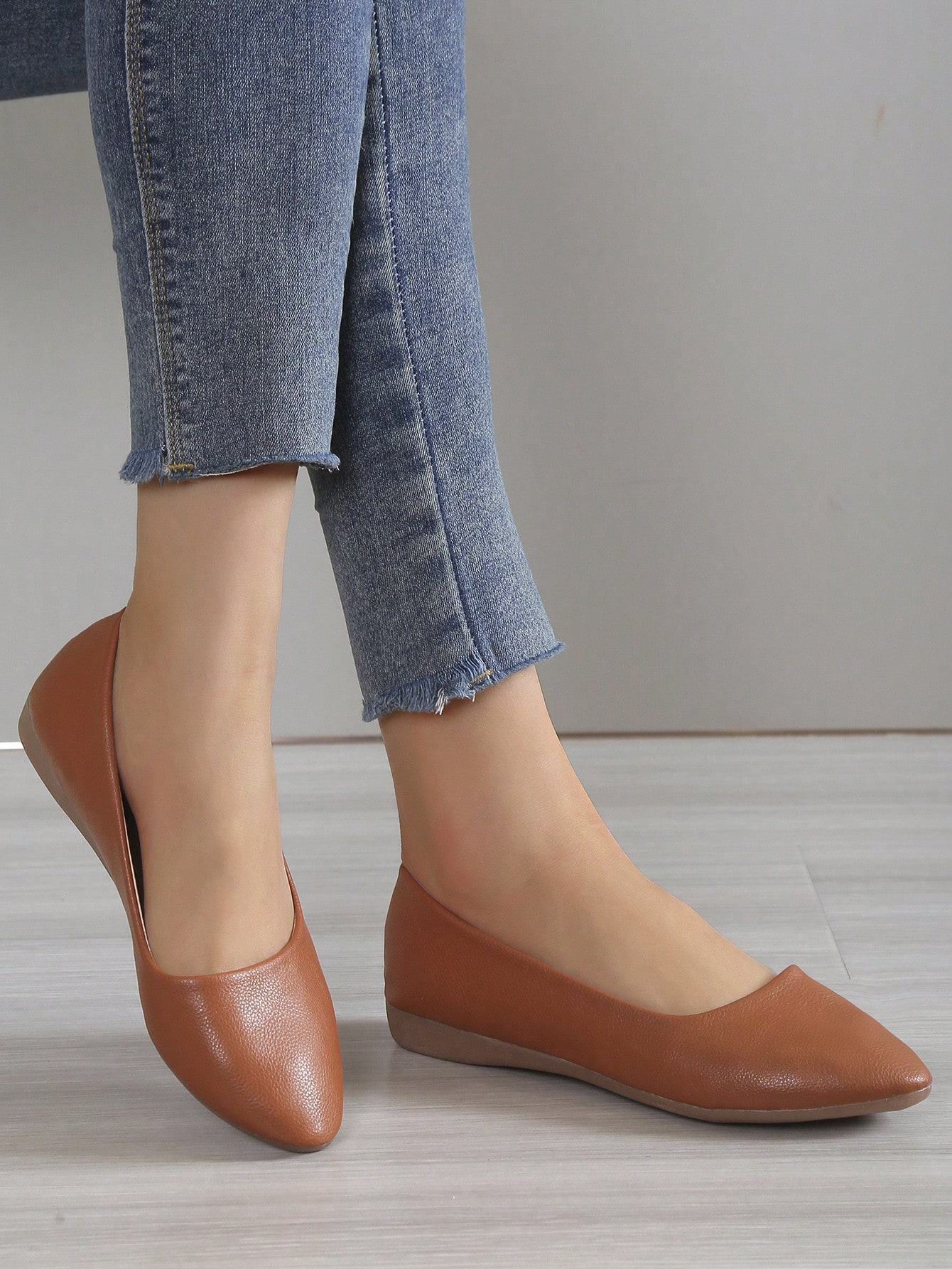 In Brown Women Flats