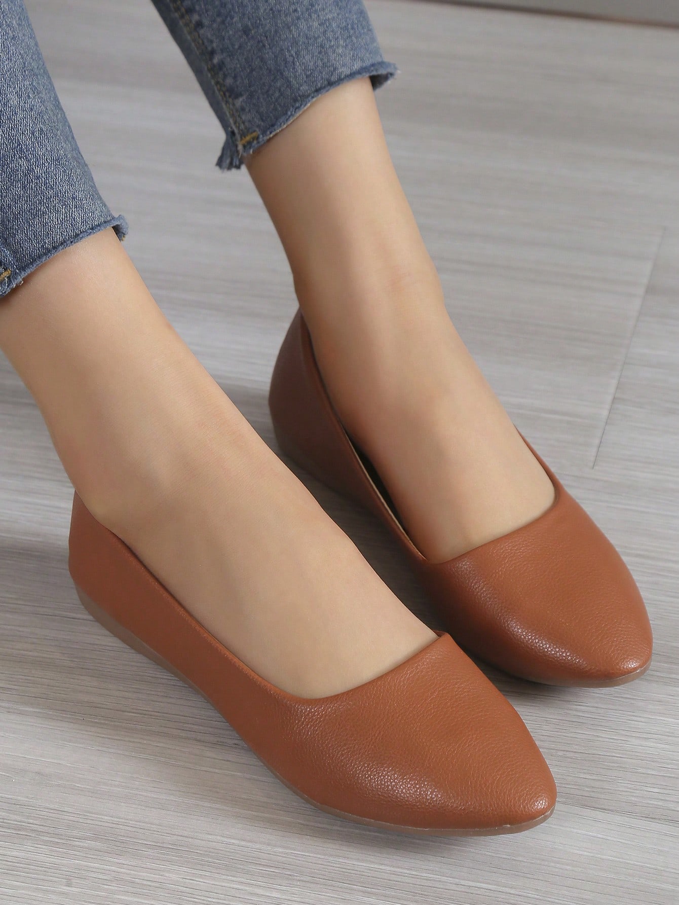 In Brown Women Flats