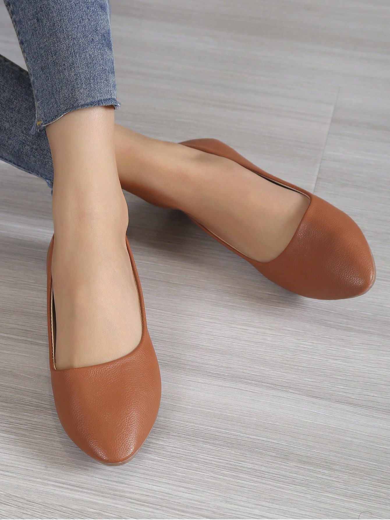 In Brown Women Flats