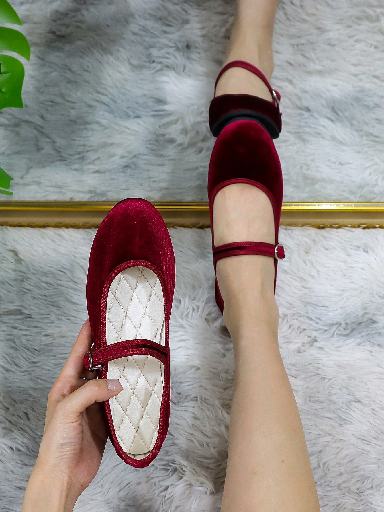 In Burgundy Women Flats