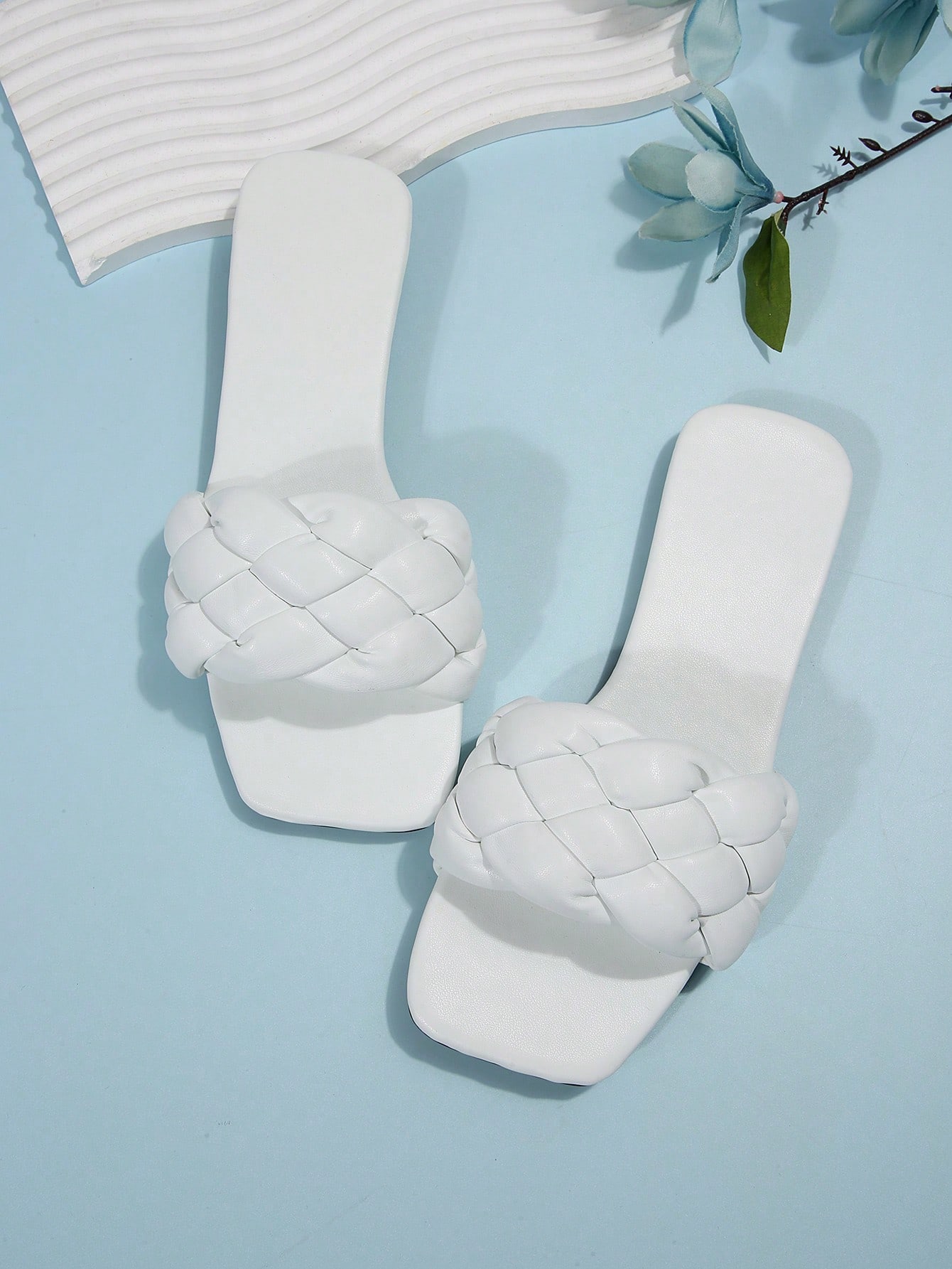 In White Women Flat Sandals