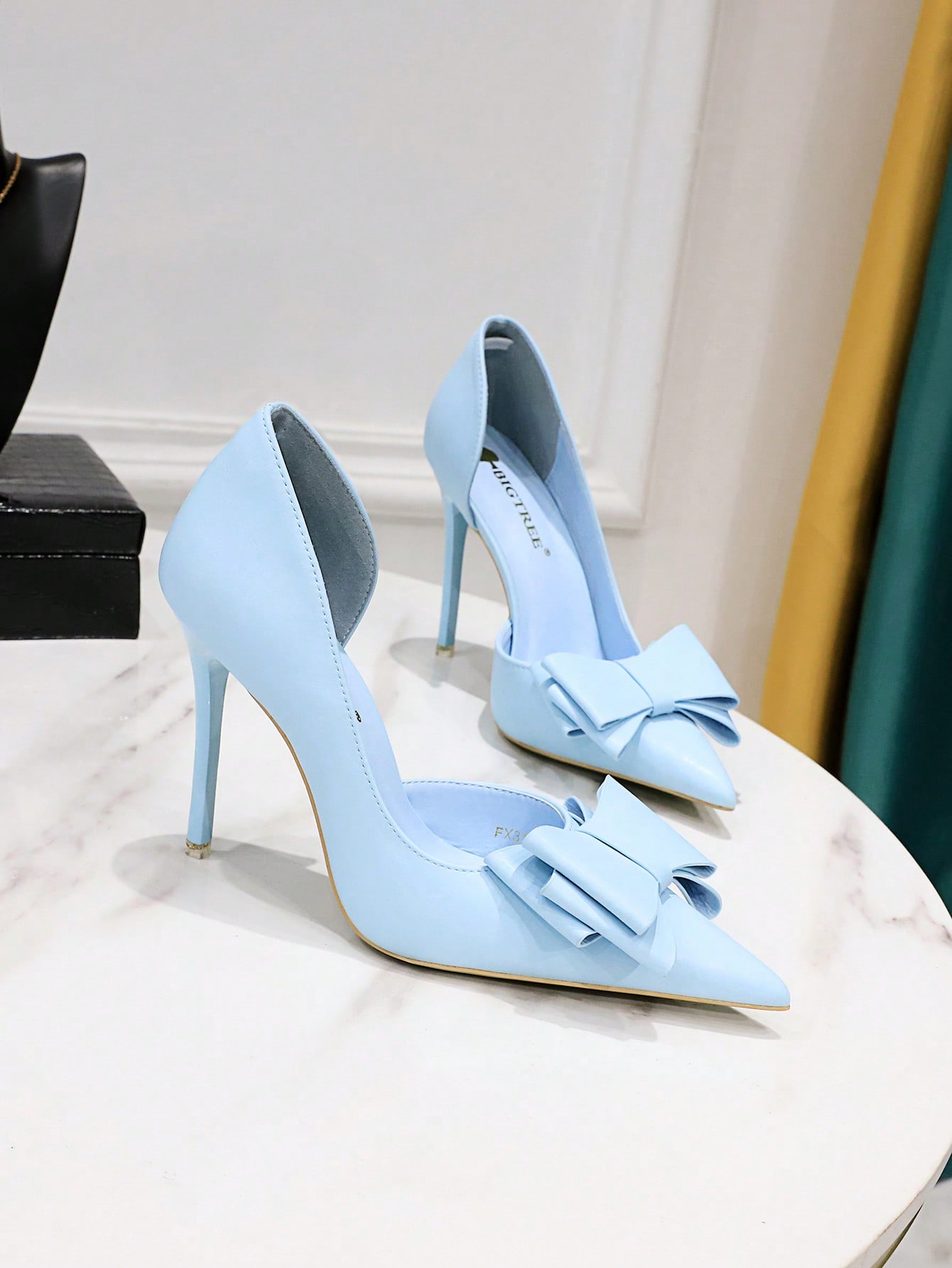 In Blue Women Pumps