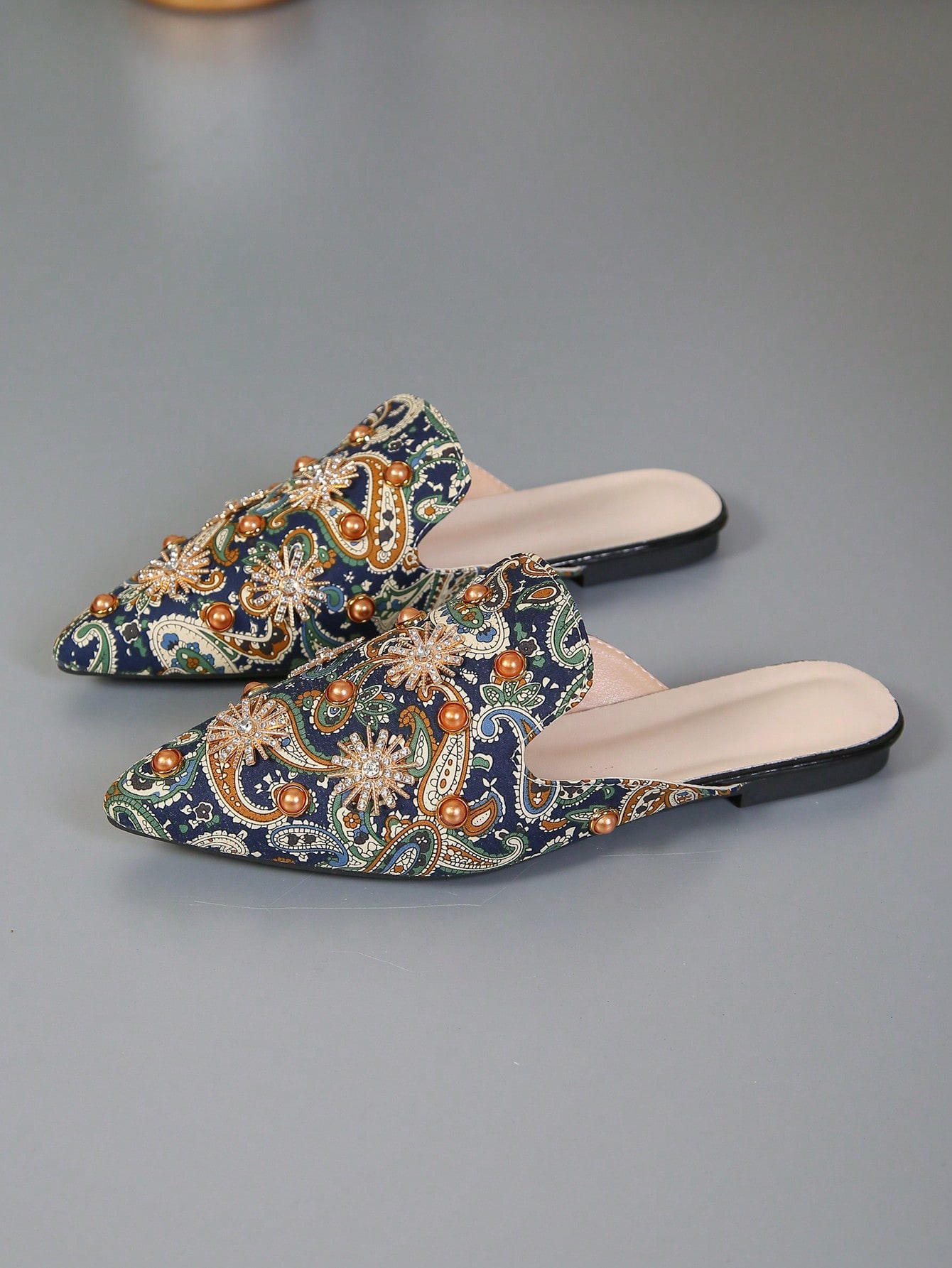 In Multicolor Women Flats