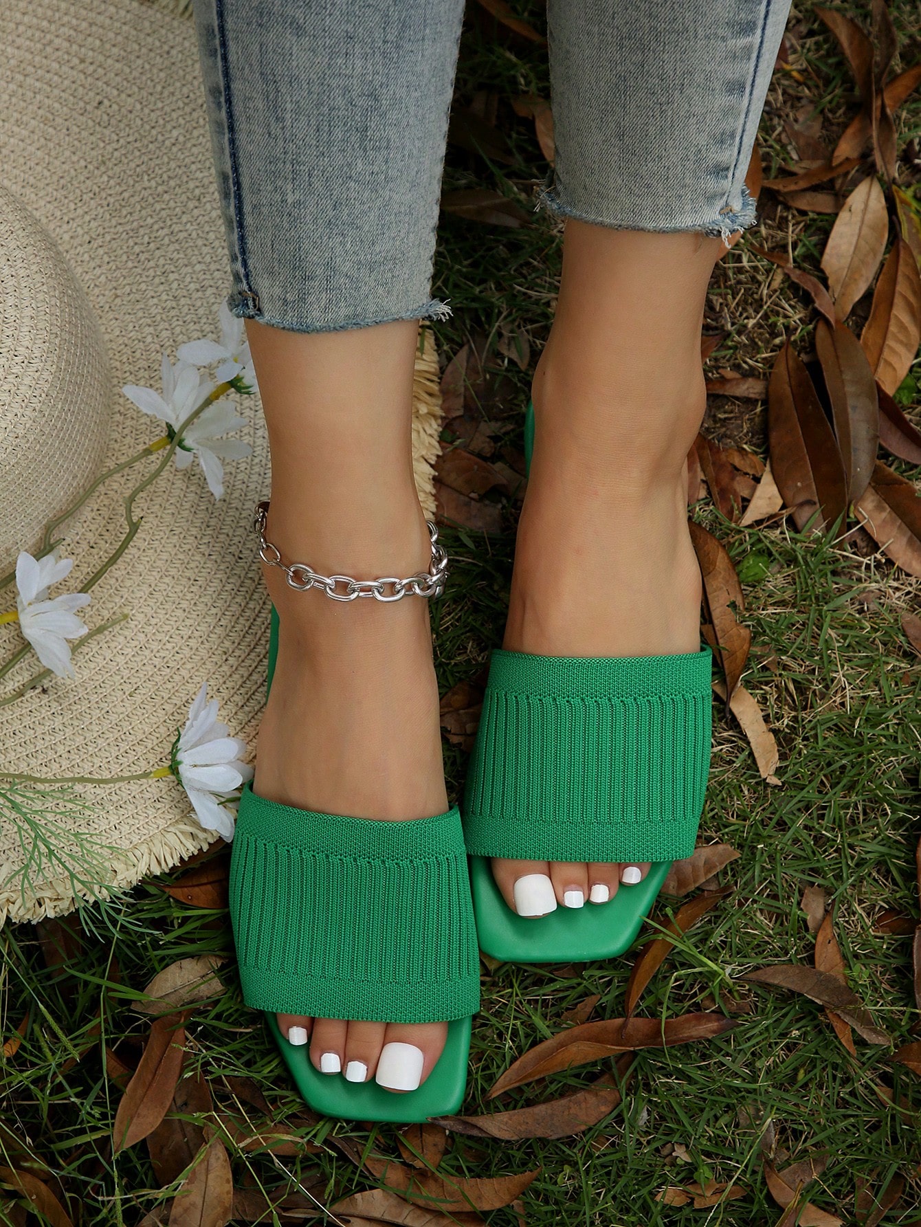 In Green Women Flat Sandals