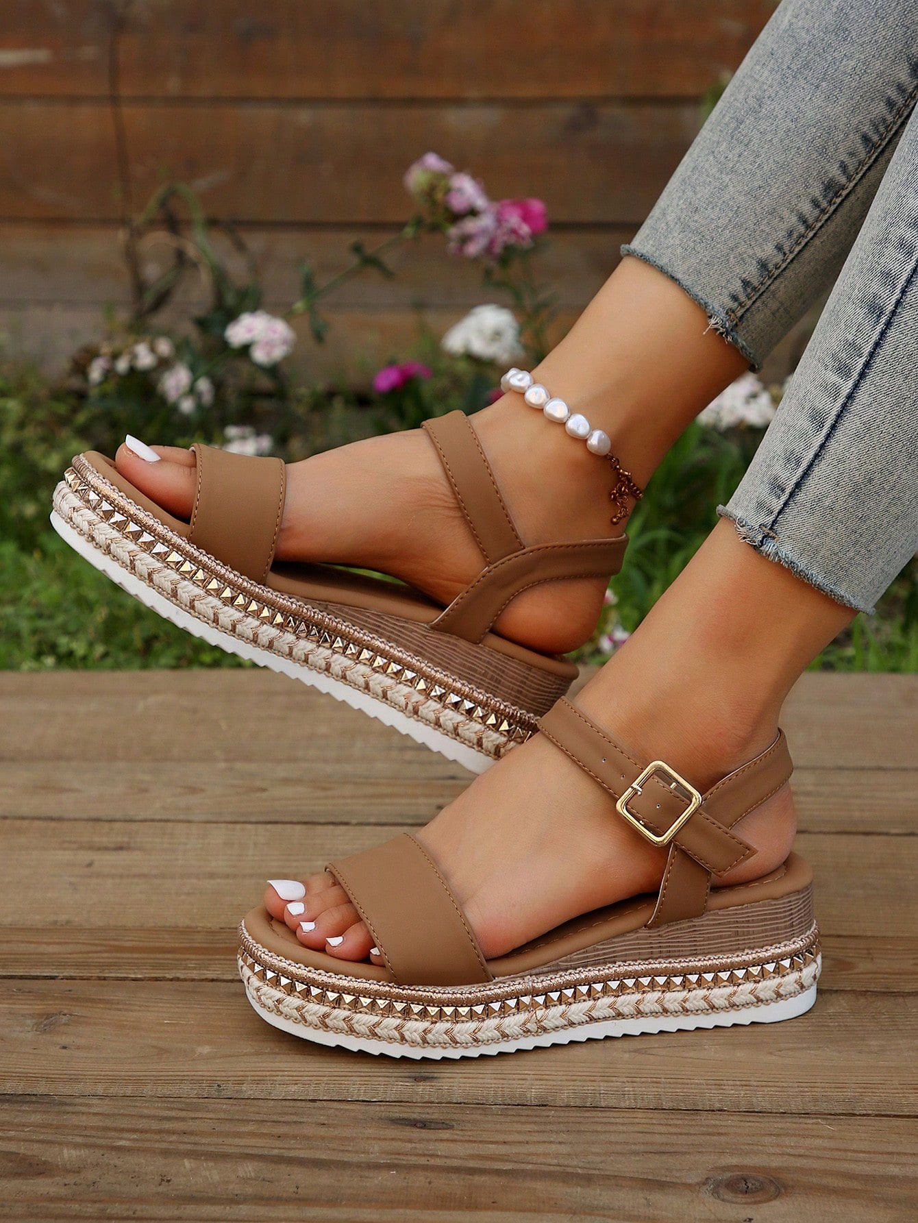 Women Platforms & Wedge Sandals