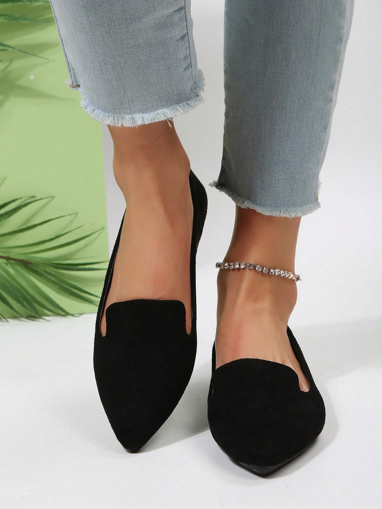 In Black Women Flats