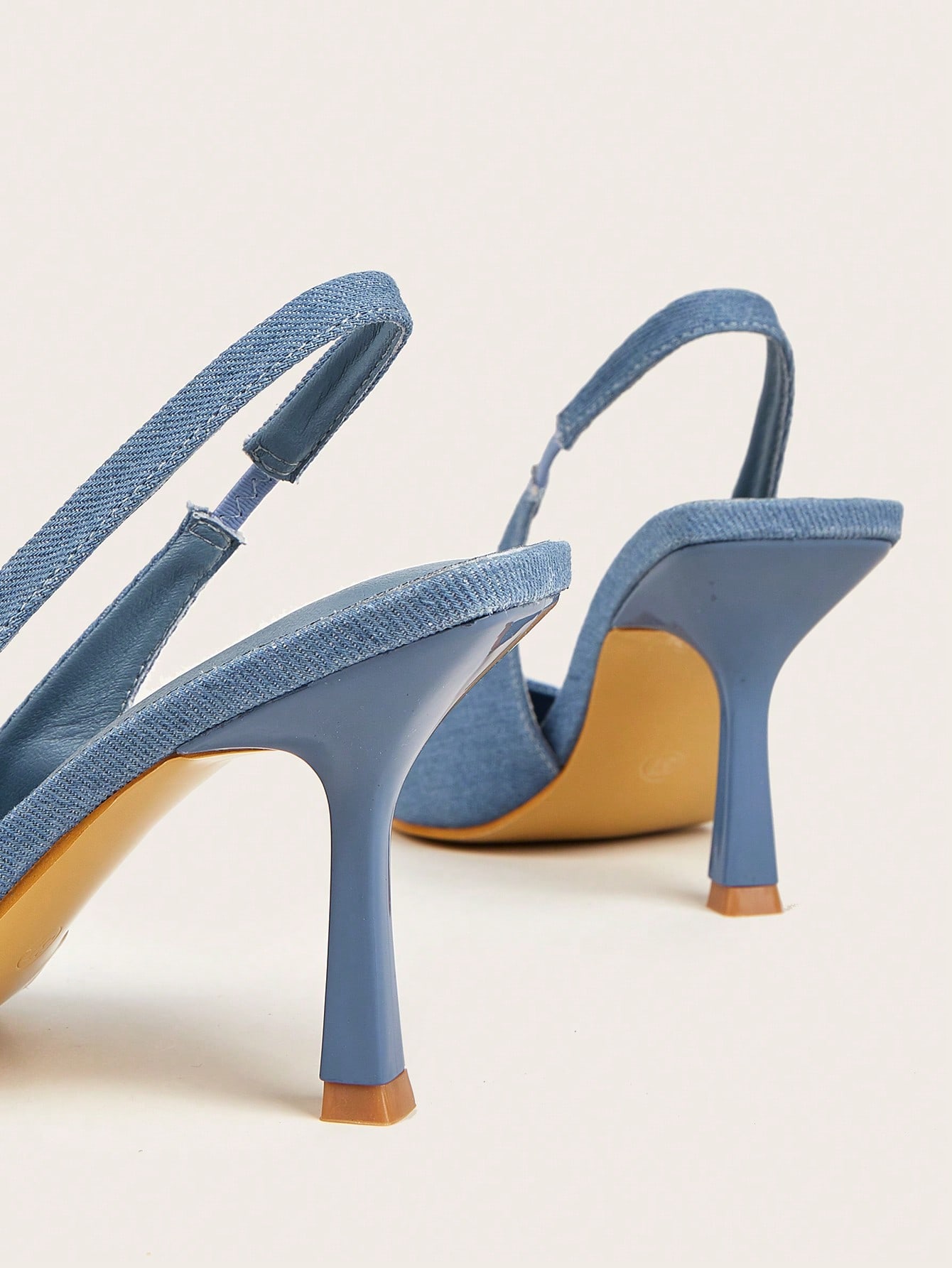 In Blue Women Pumps