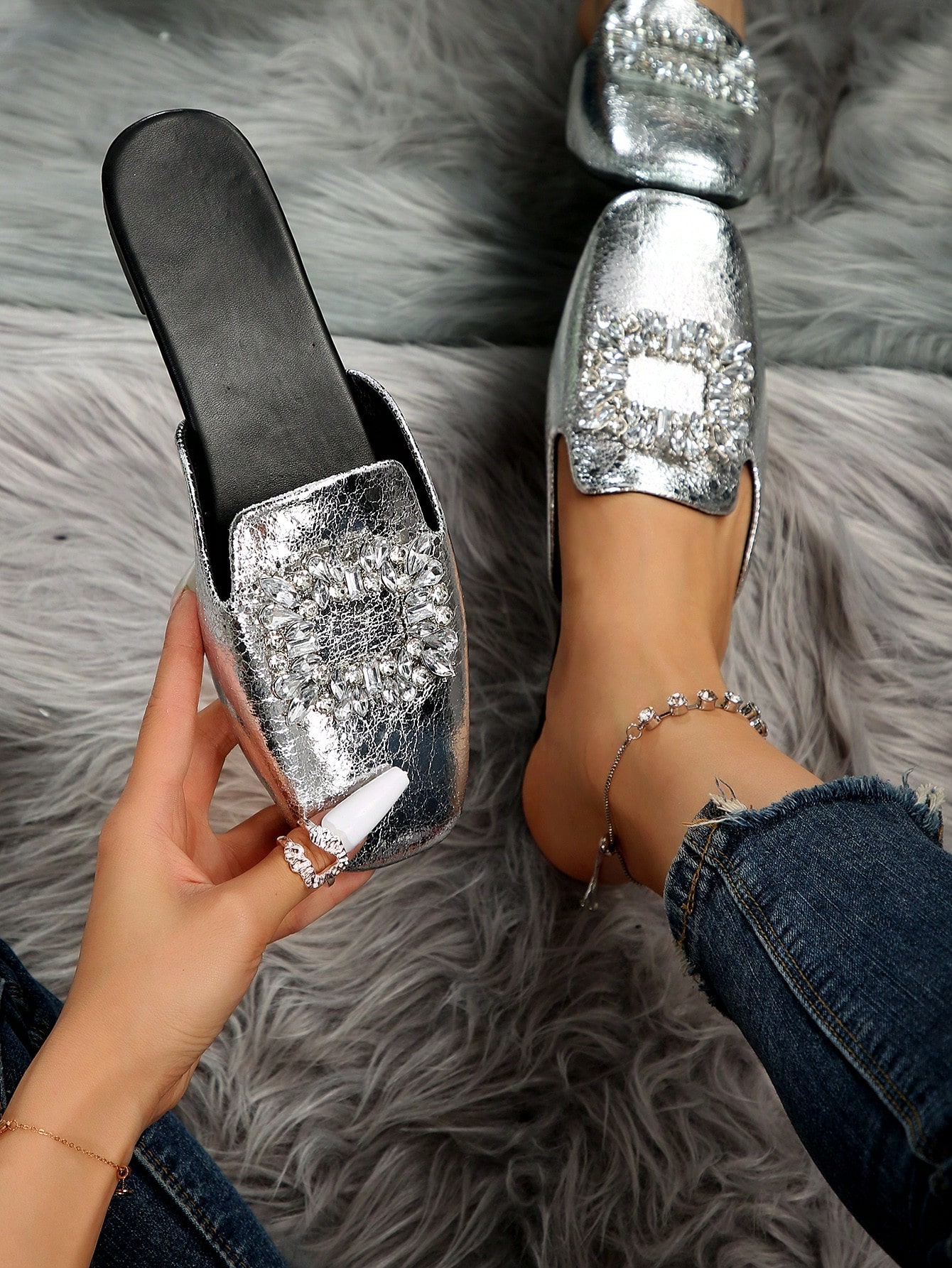 In Silver Women Flats