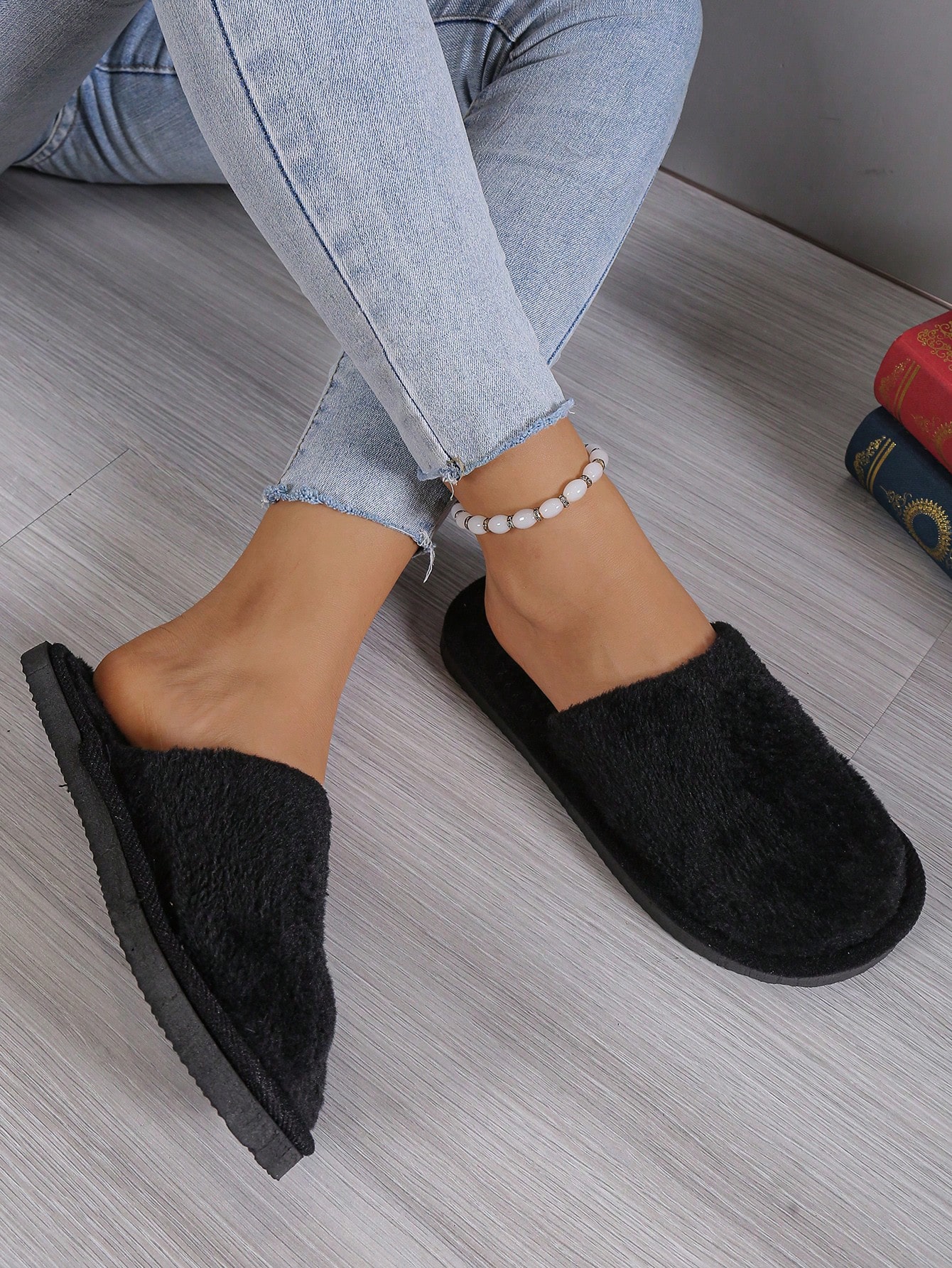 In Black Women Home Slippers