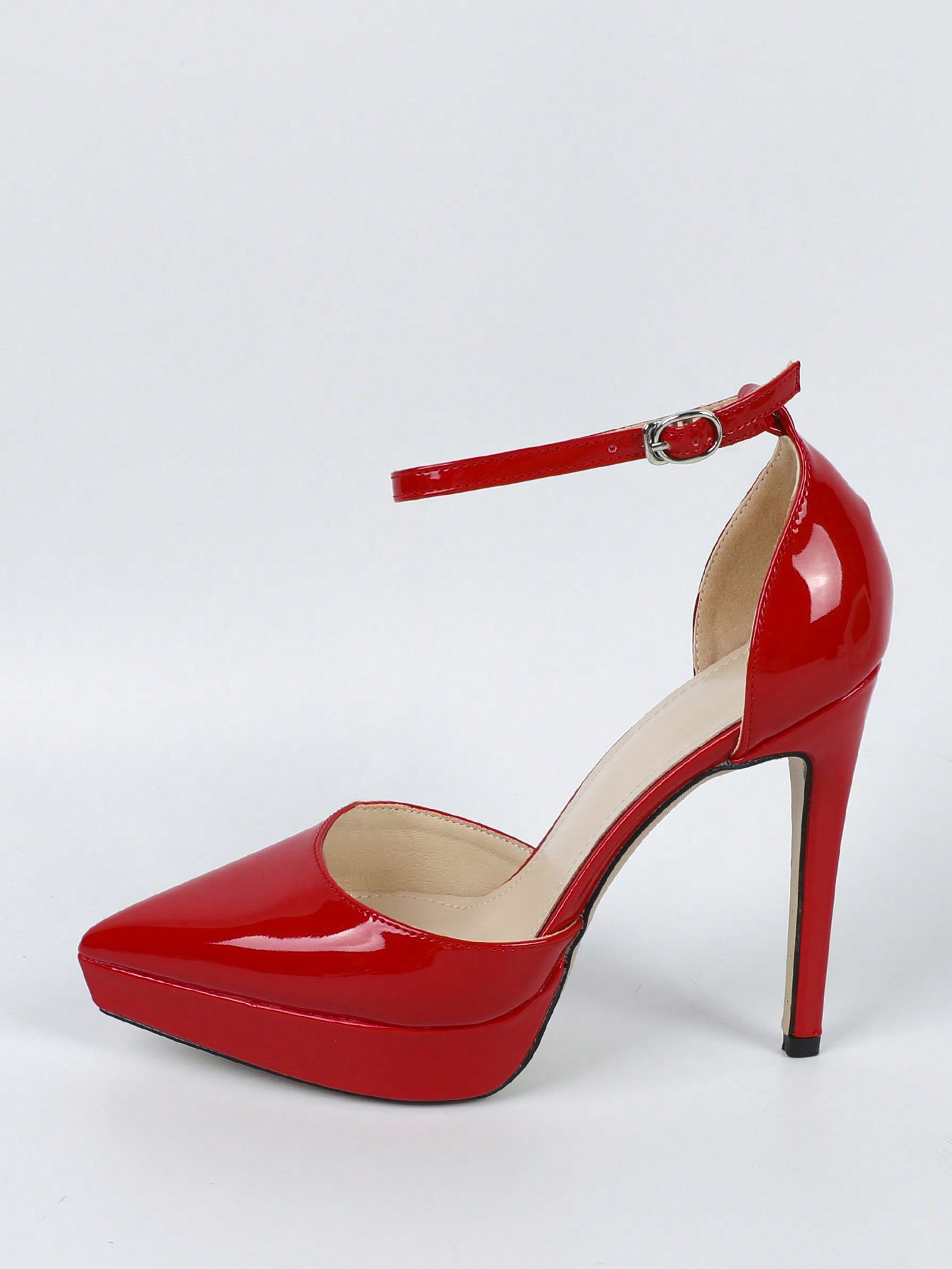 In Red Women Pumps