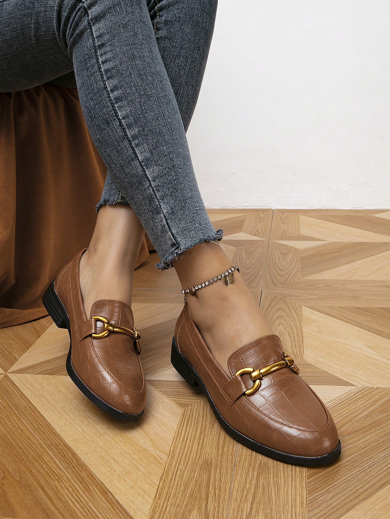 In Brown Women Flats