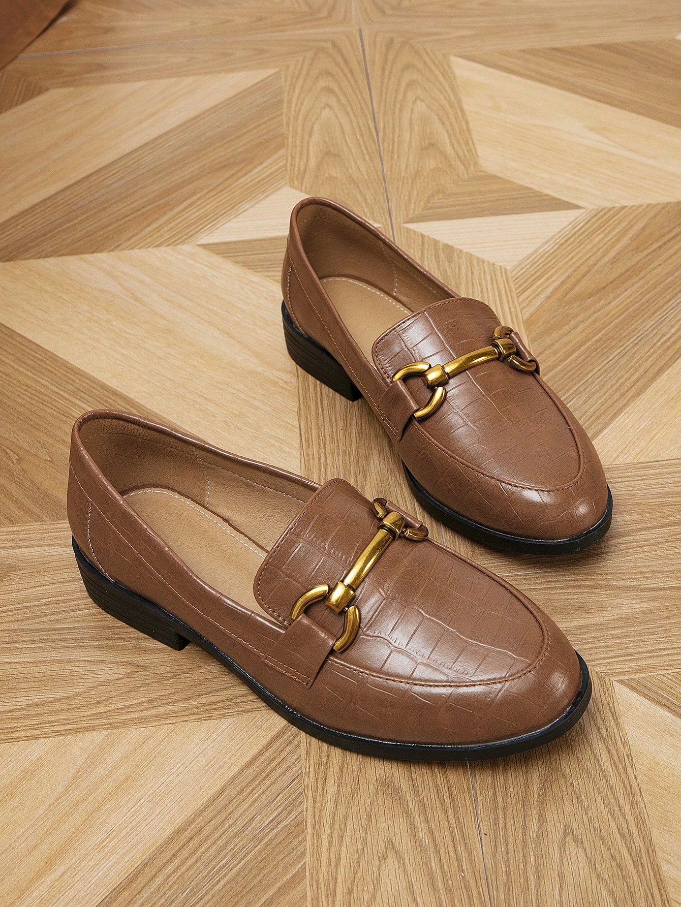 In Brown Women Flats