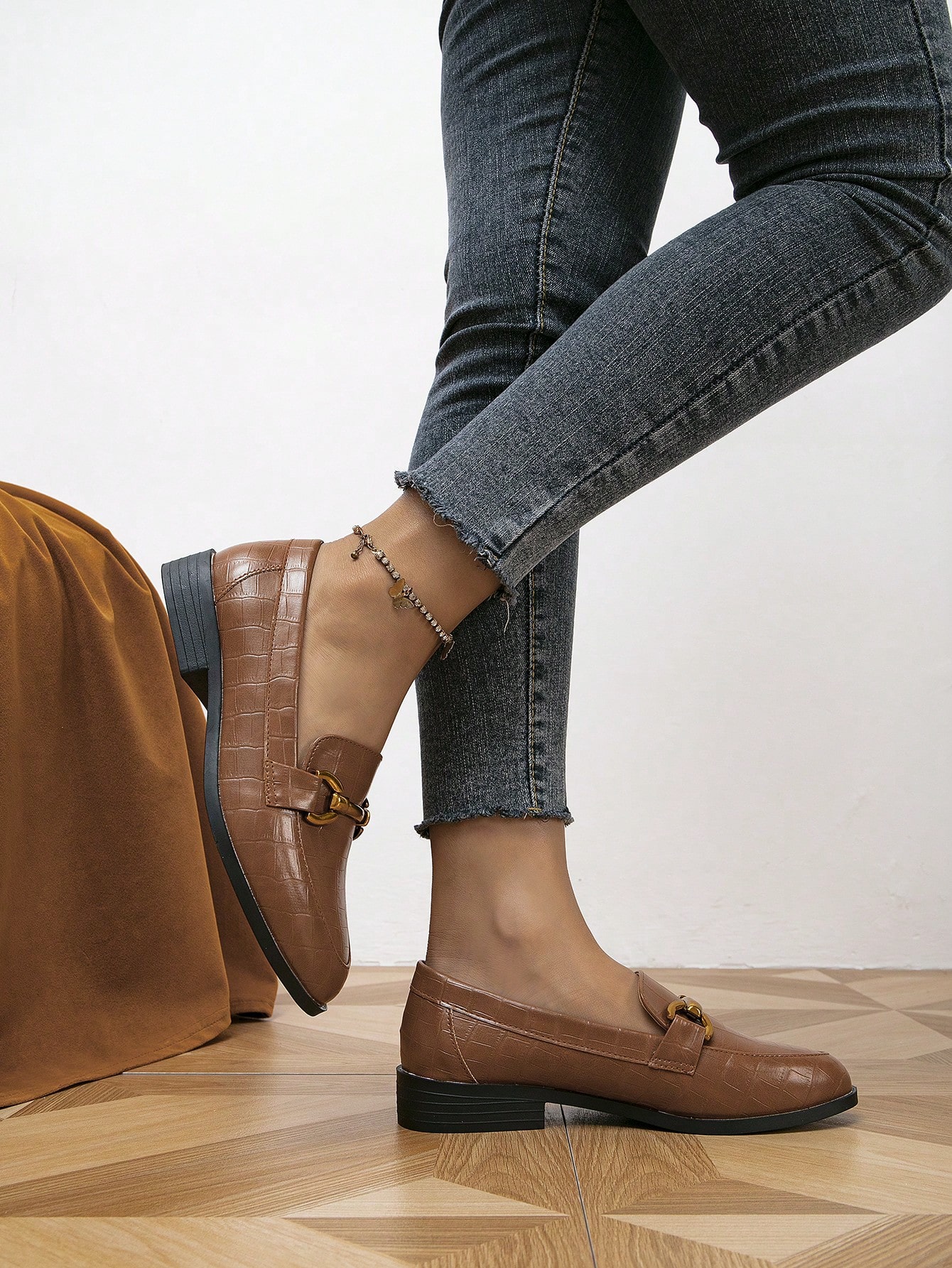 In Brown Women Flats