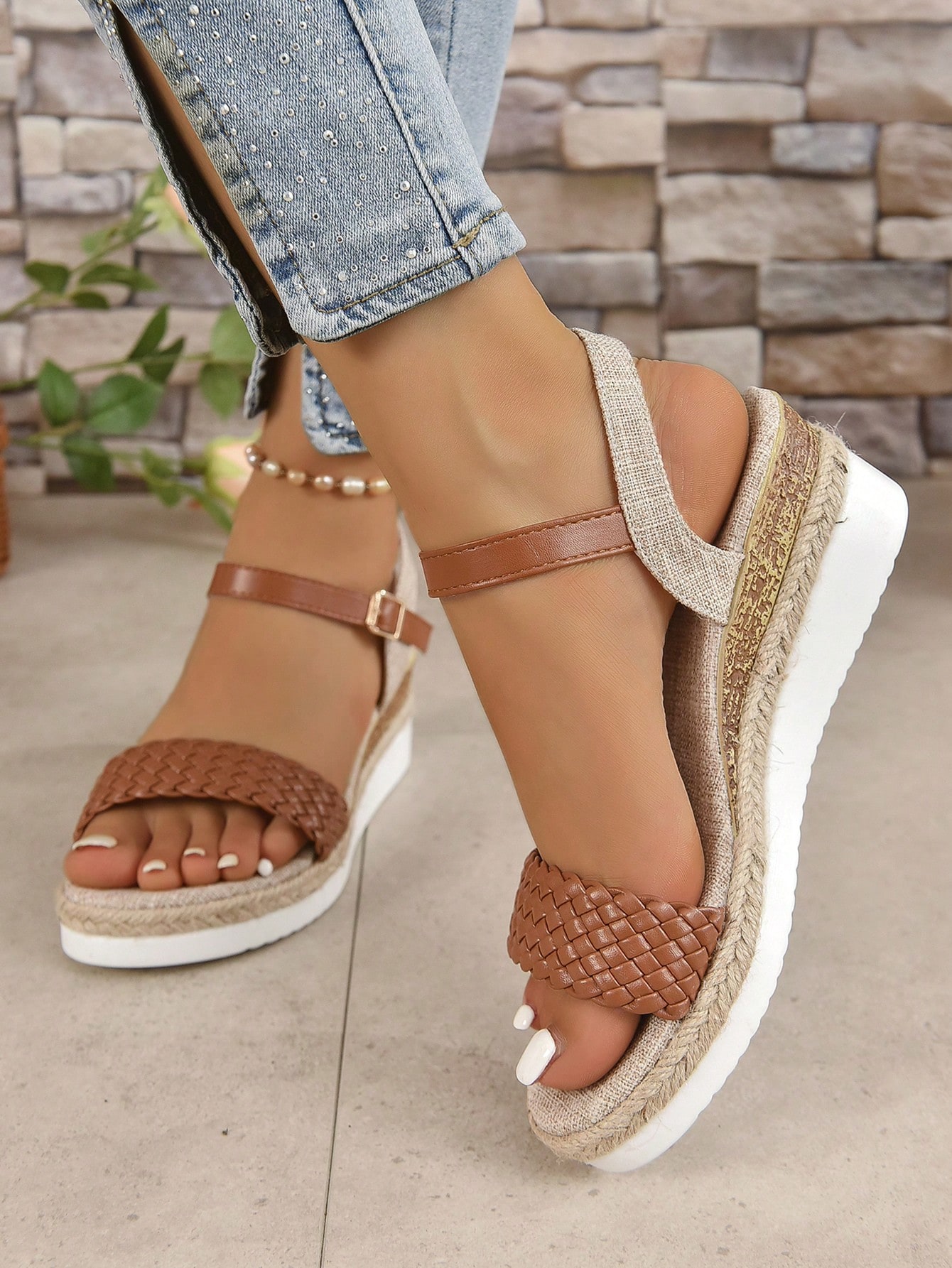 Women Platforms & Wedge Sandals