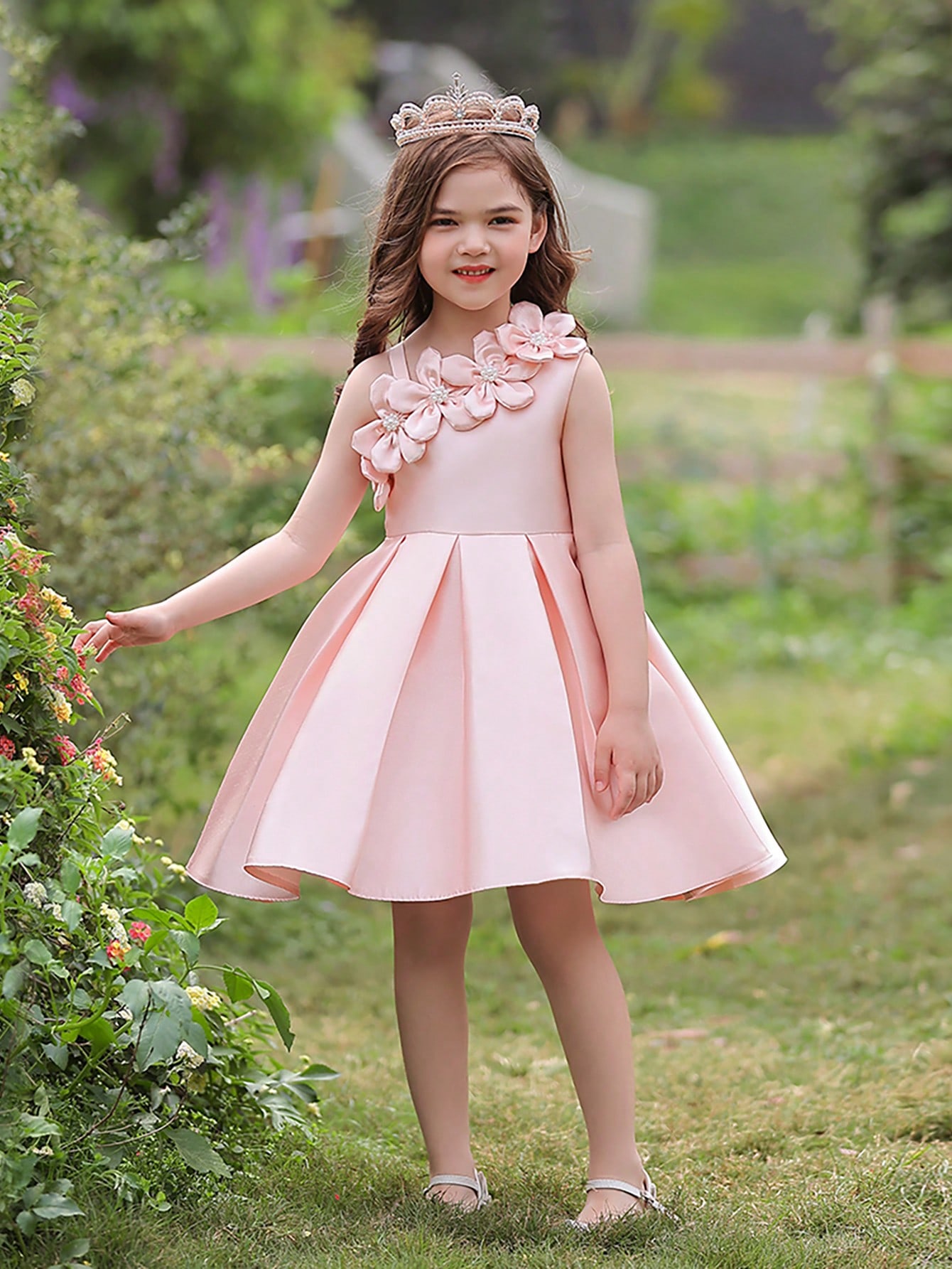 Young Girls Partywear