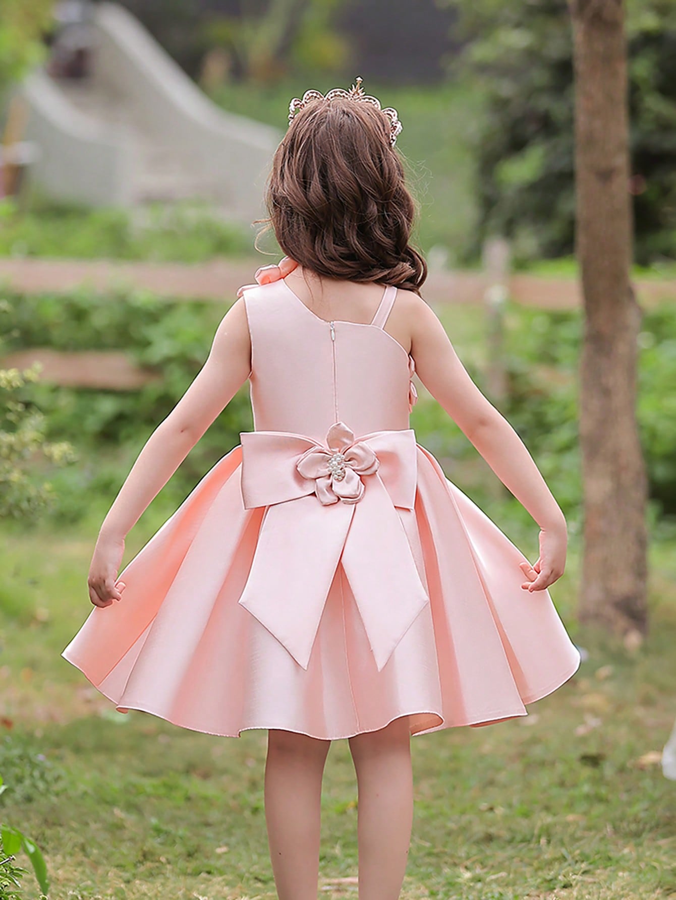 Young Girls Partywear