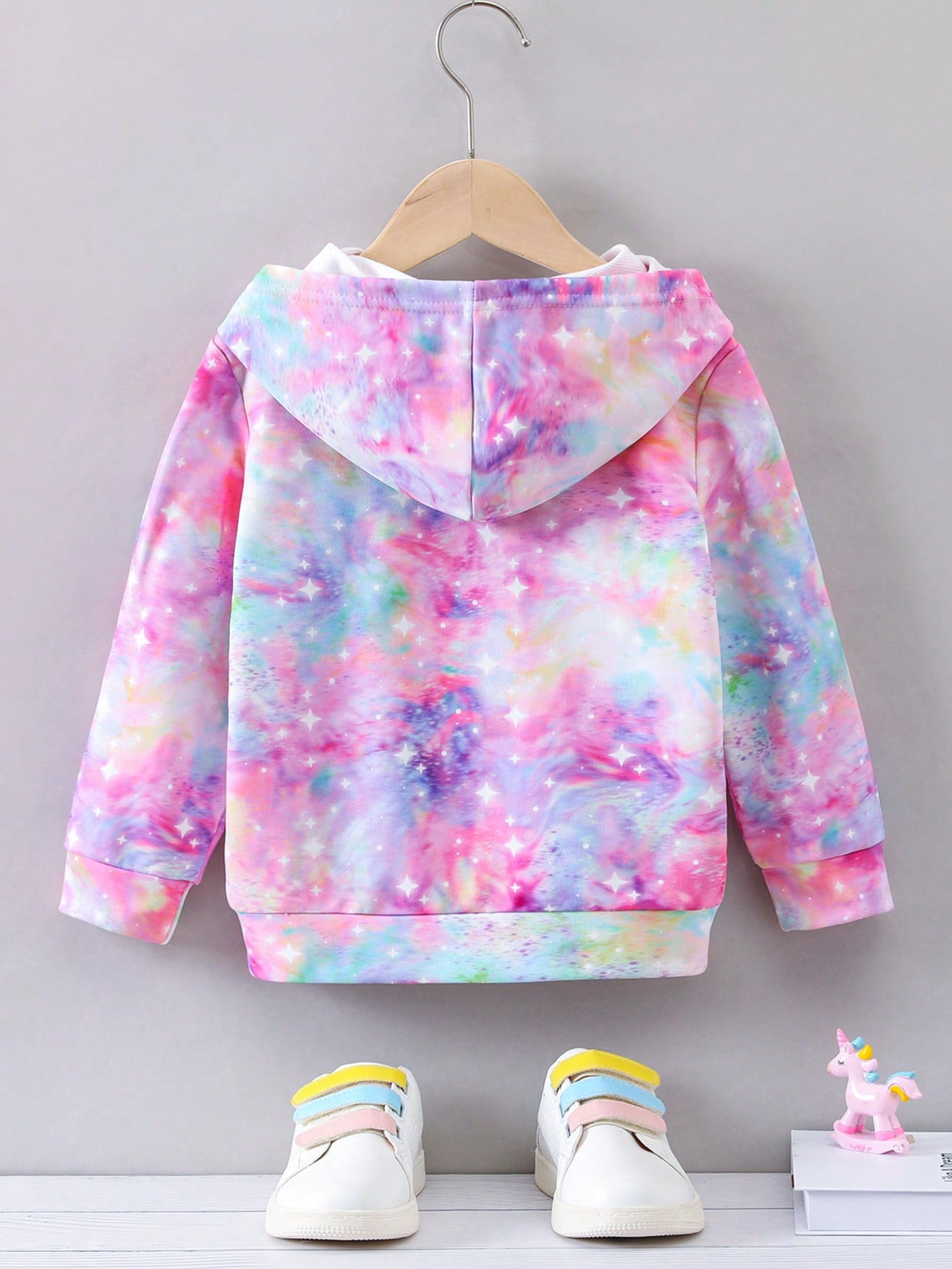 Young Girls Sweatshirts