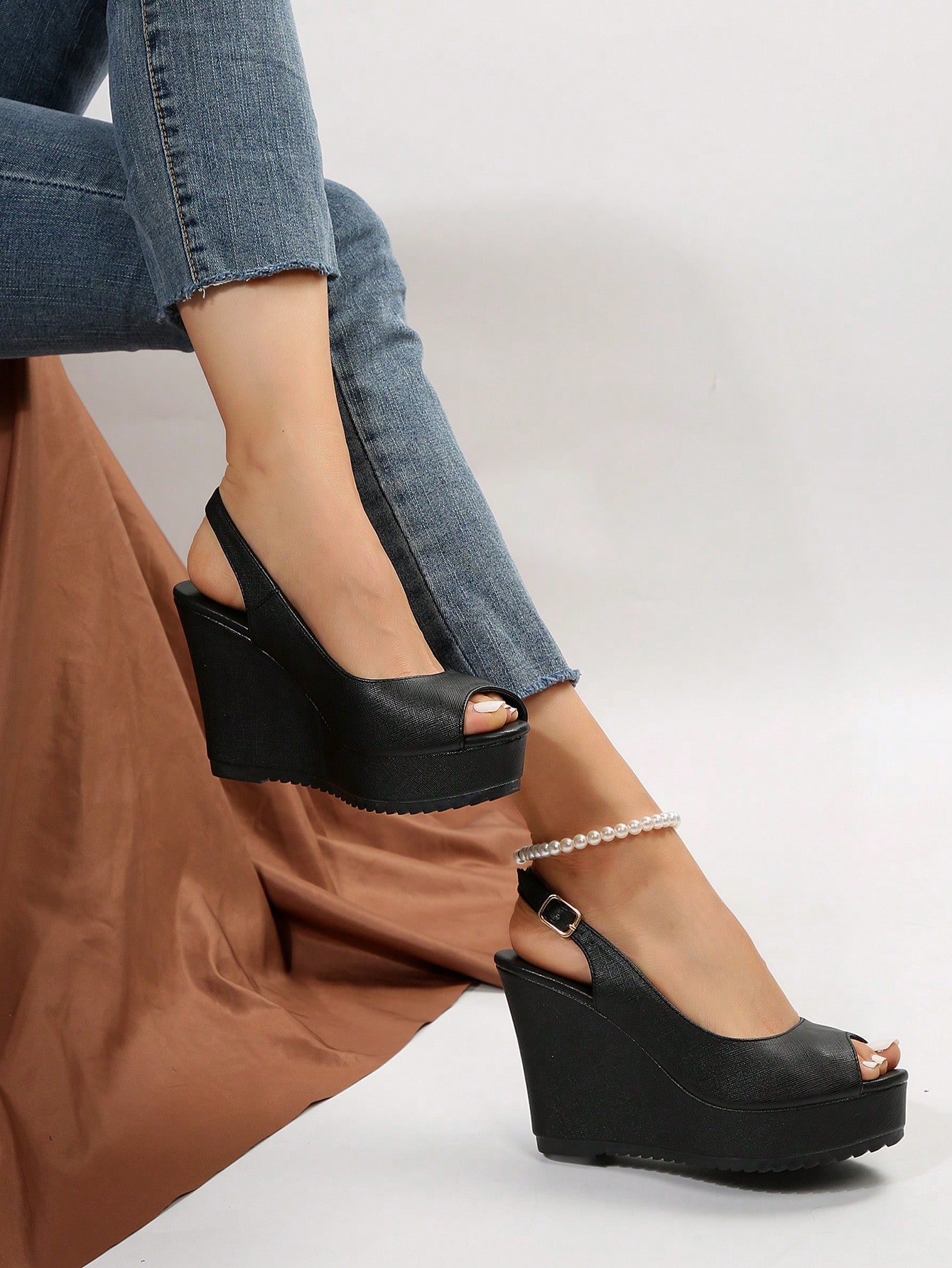 In Black Women Wedges & Flatform