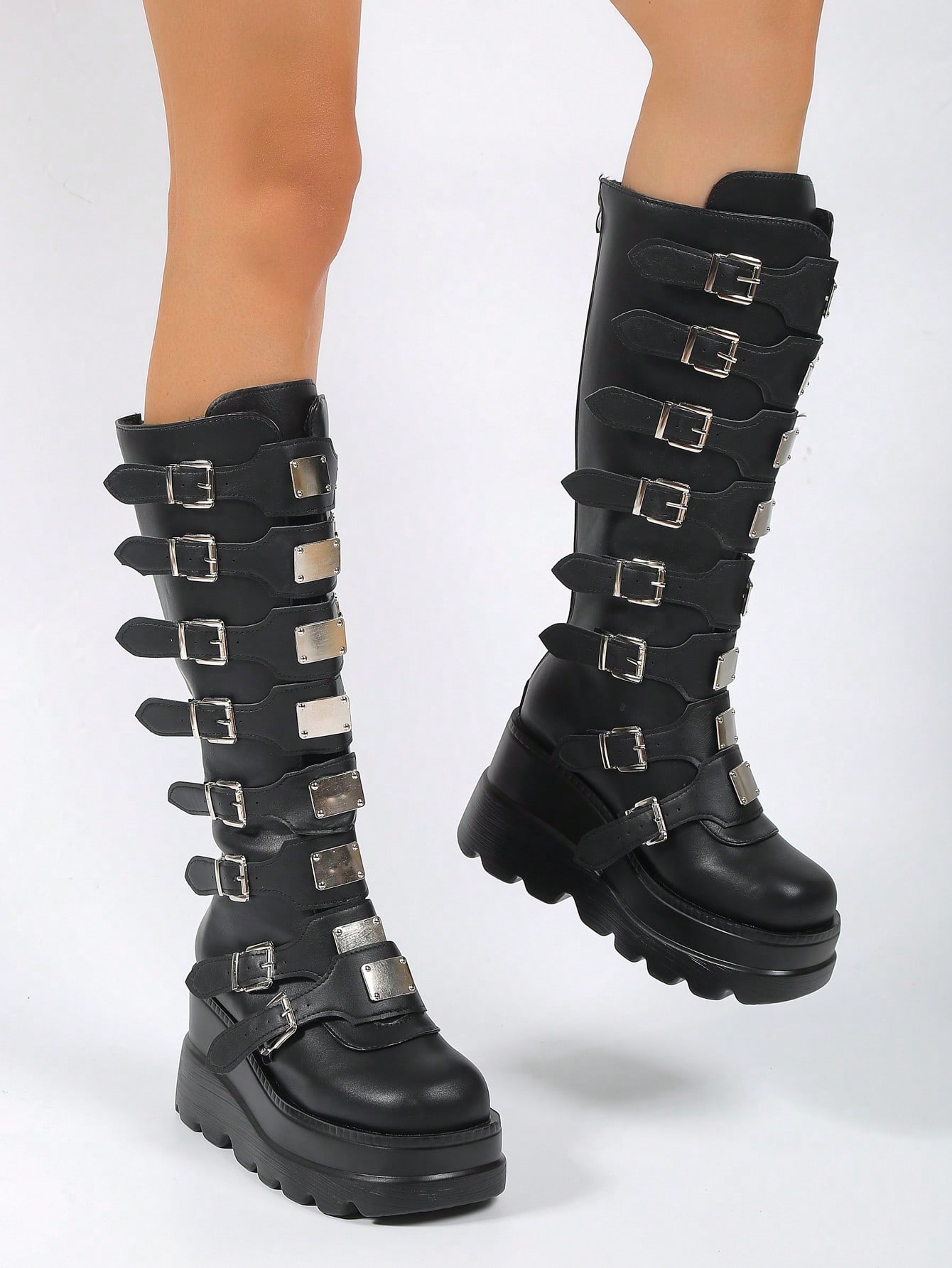 In Black Women Knee-High Boots