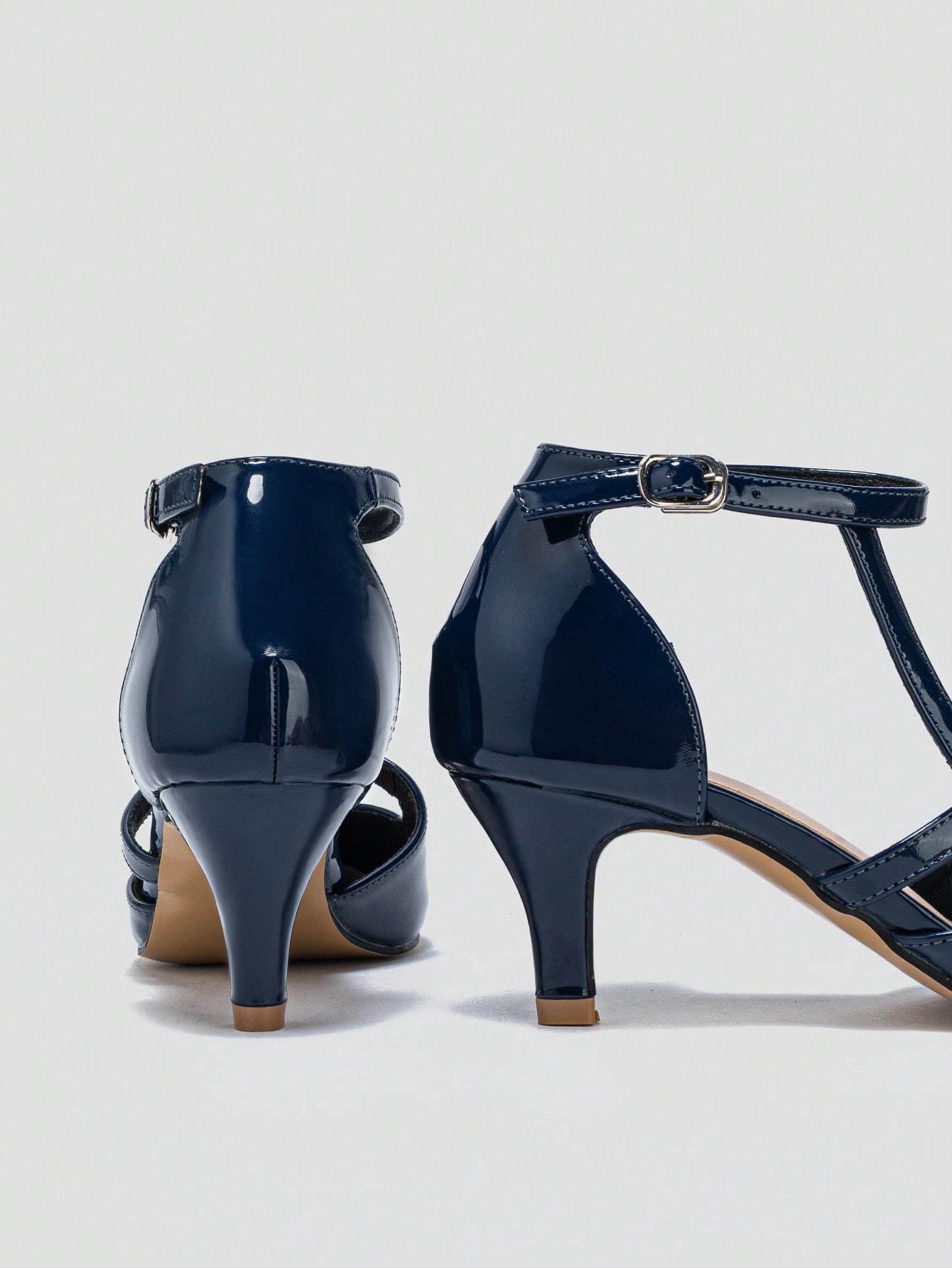 In Navy Blue Women Pumps