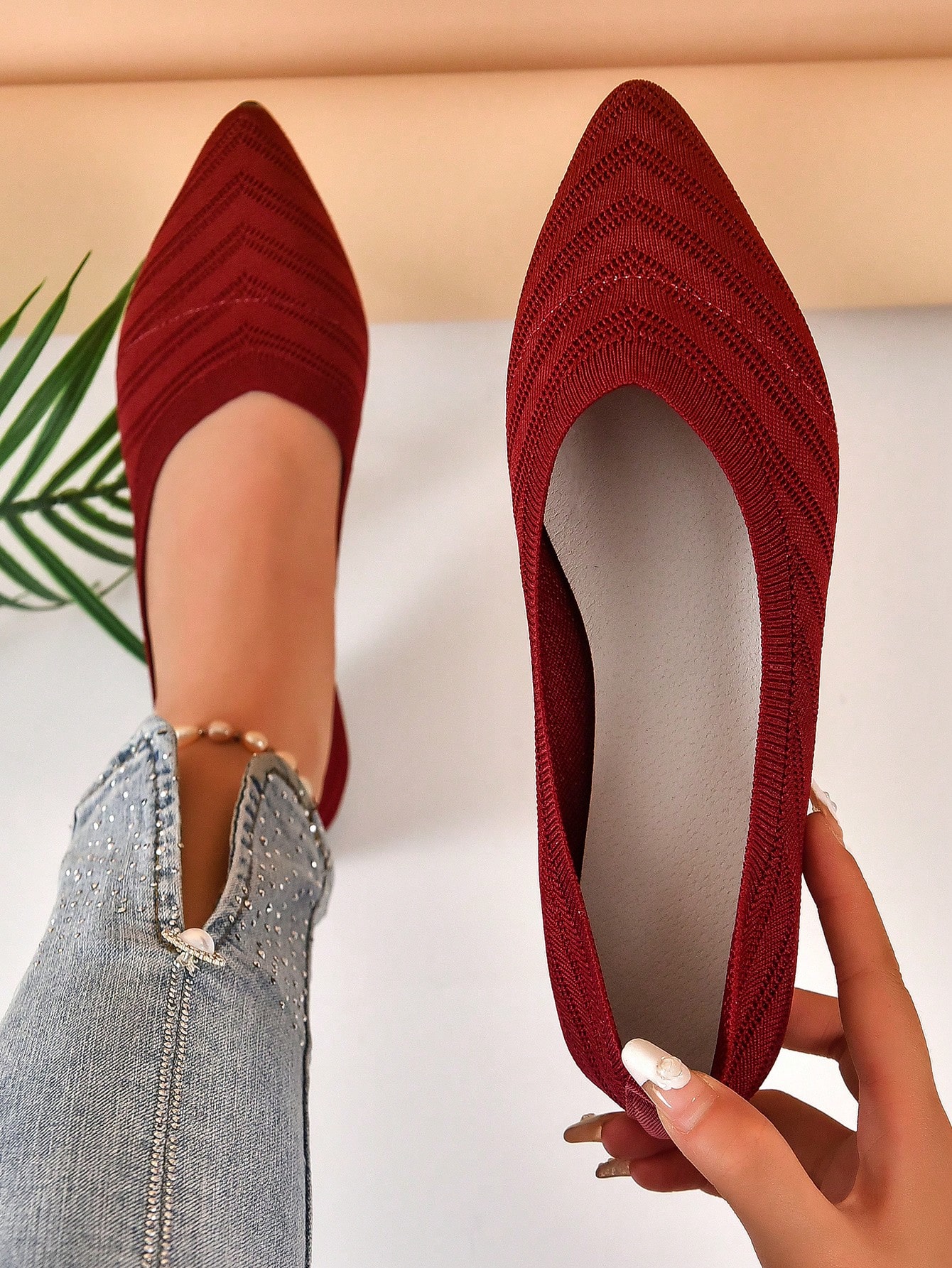 In Burgundy Women Flats