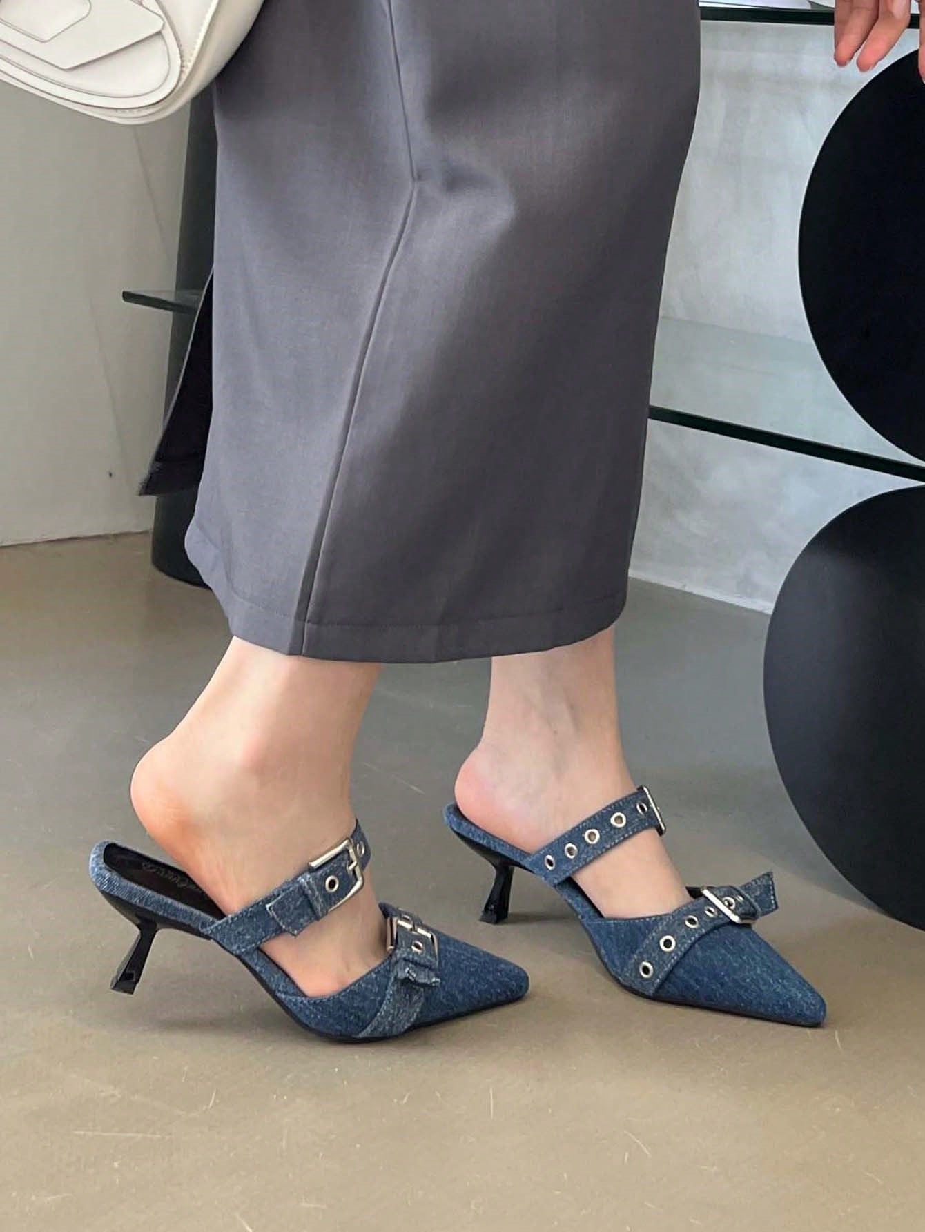 In Blue Women Pumps