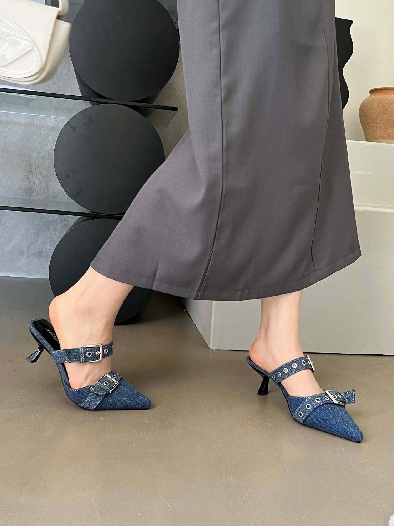 In Blue Women Pumps