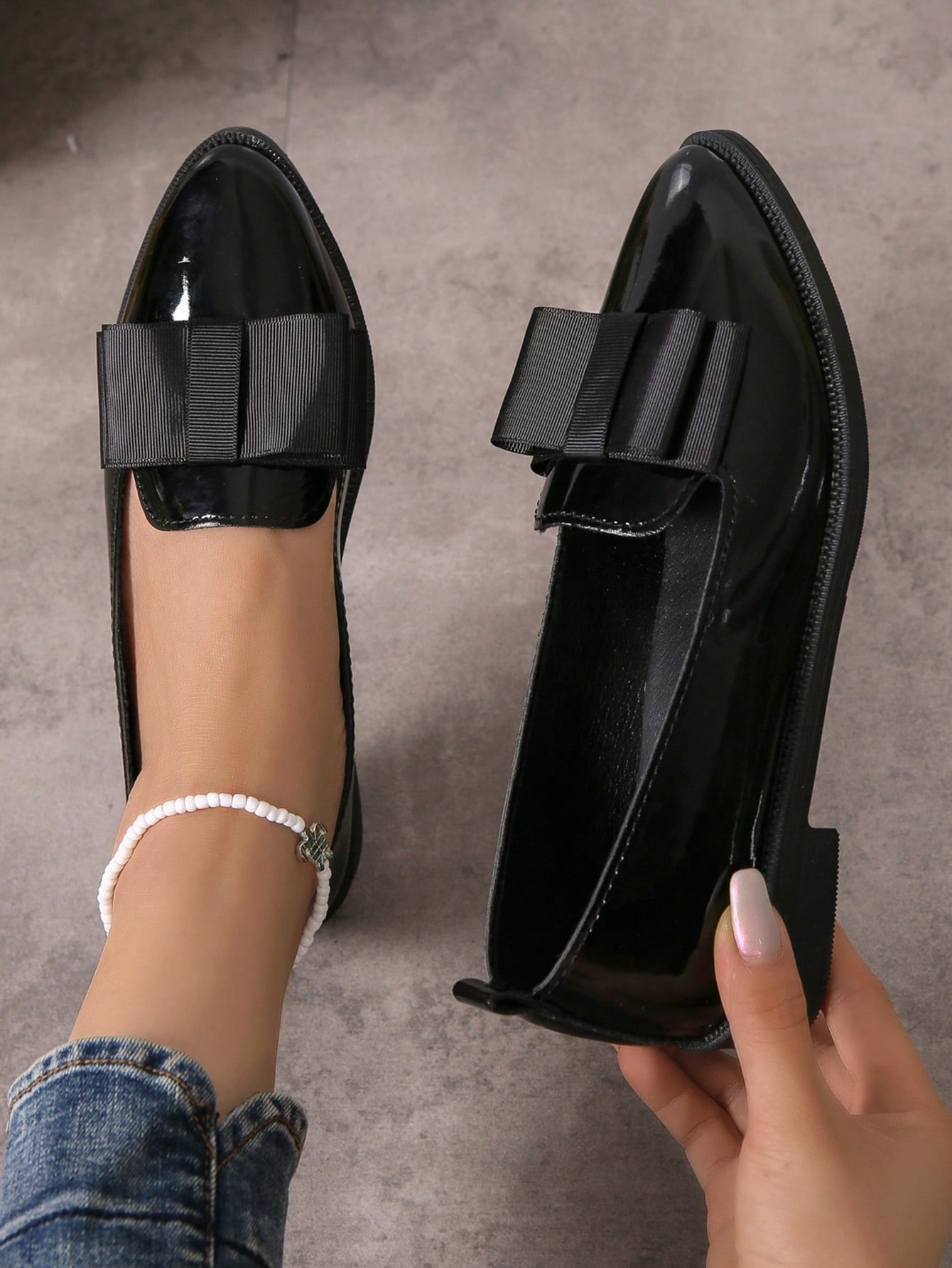 In Black Women Flats