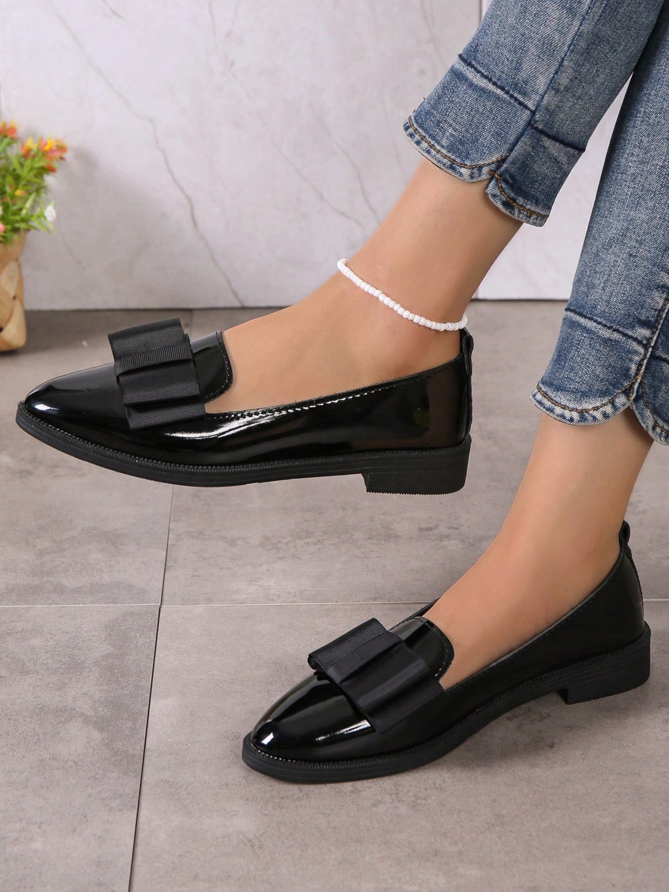 In Black Women Flats