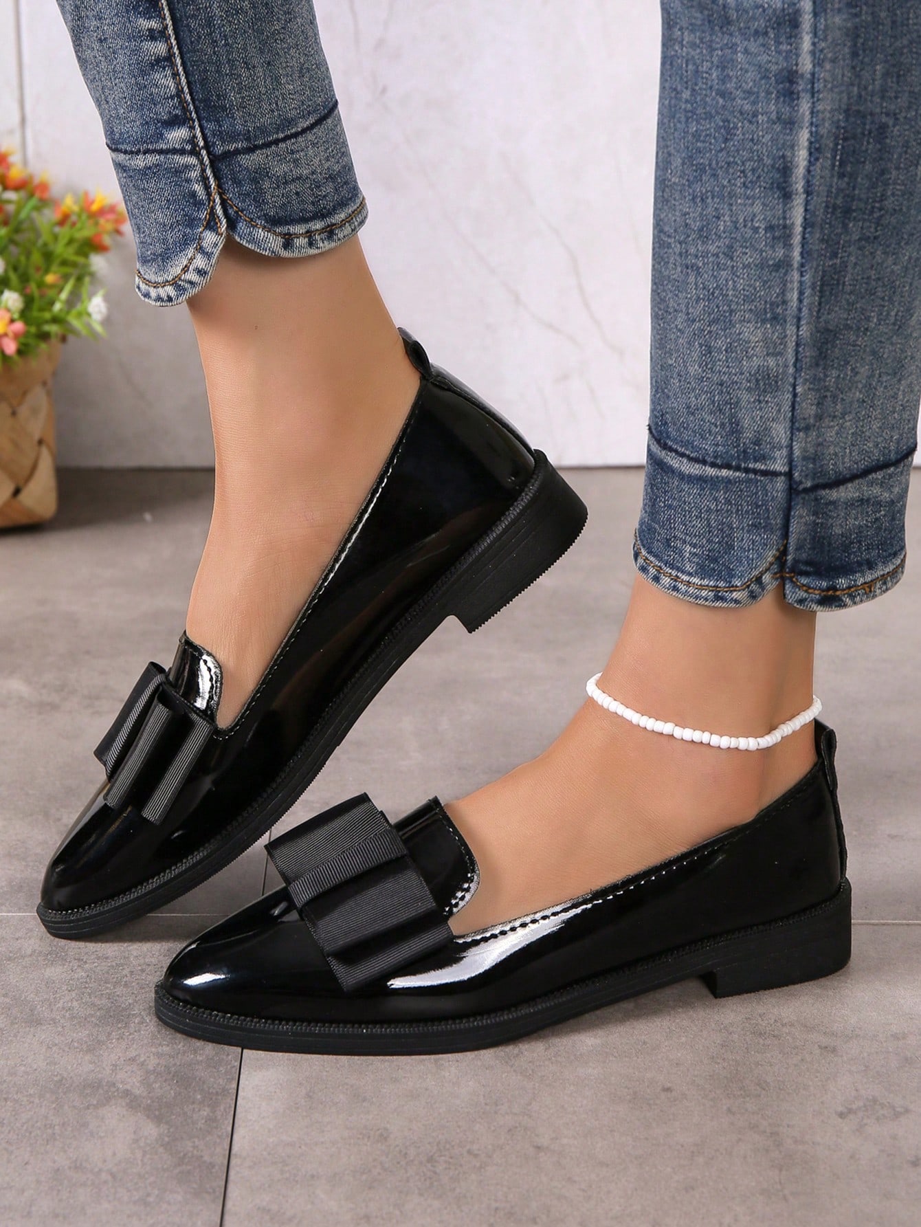 In Black Women Flats