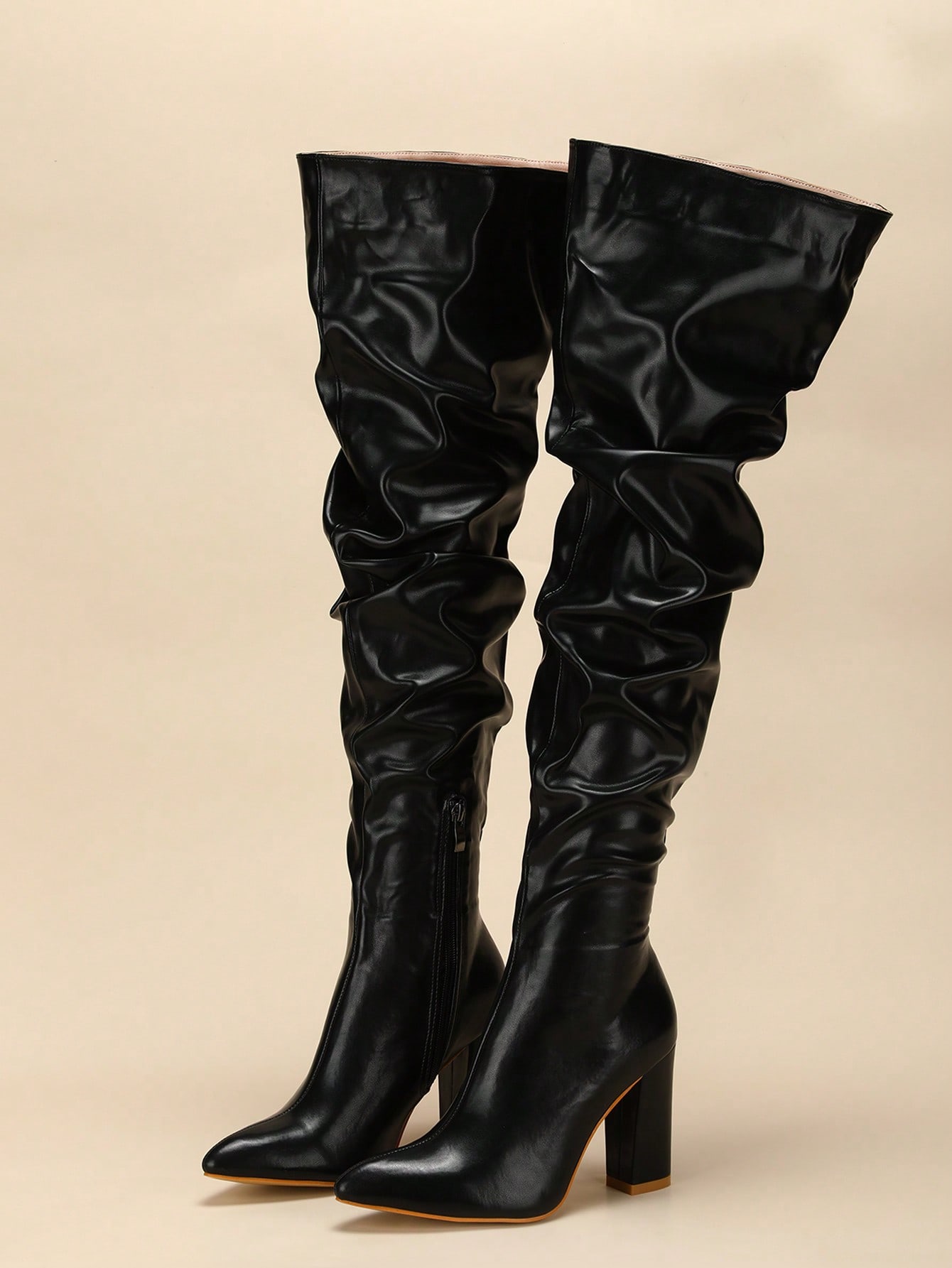 In Black Women Knee-High Boots