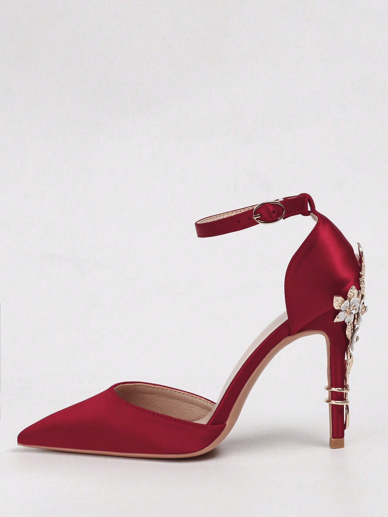 In Red Women Pumps