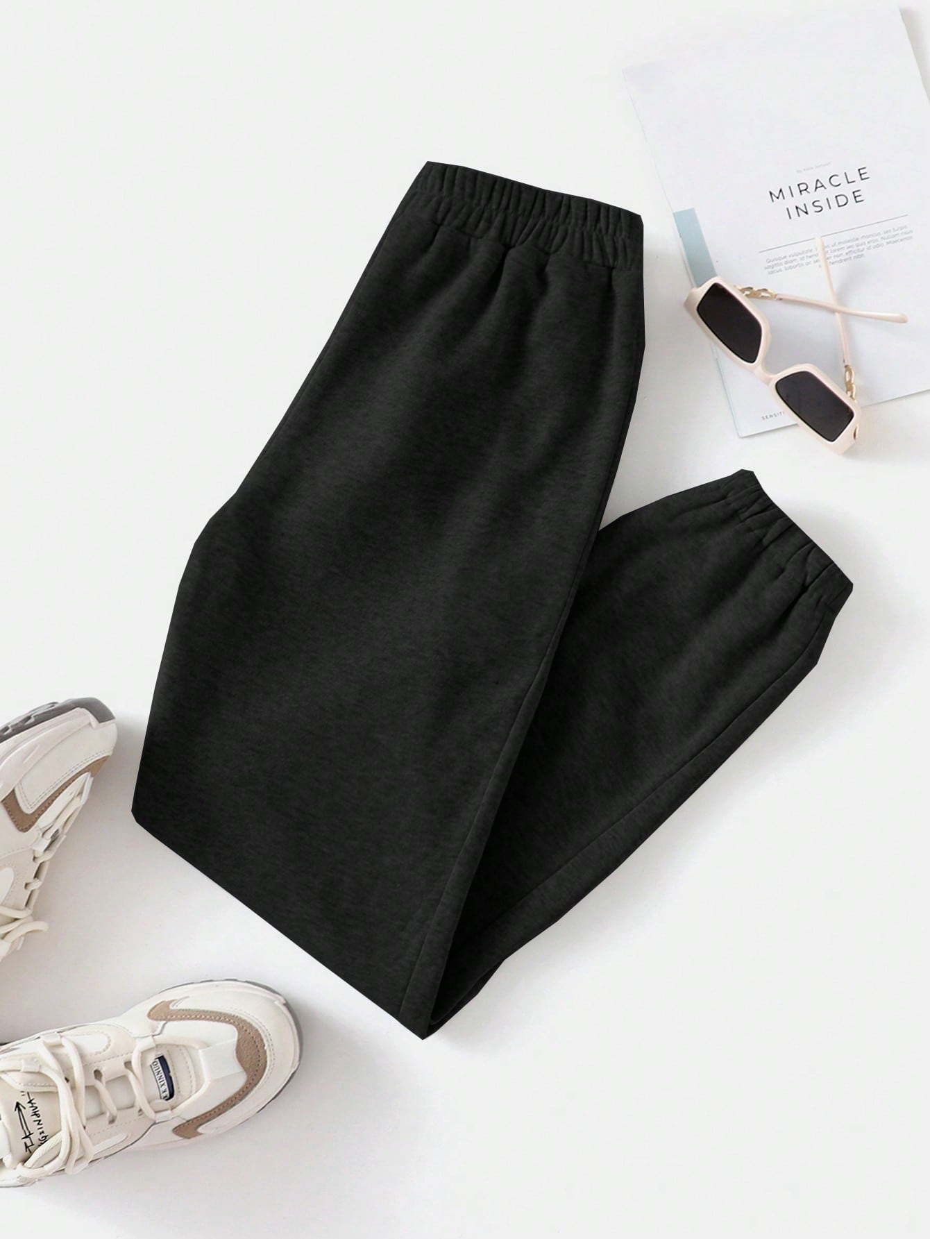 In Black Plus Size Sweatpants