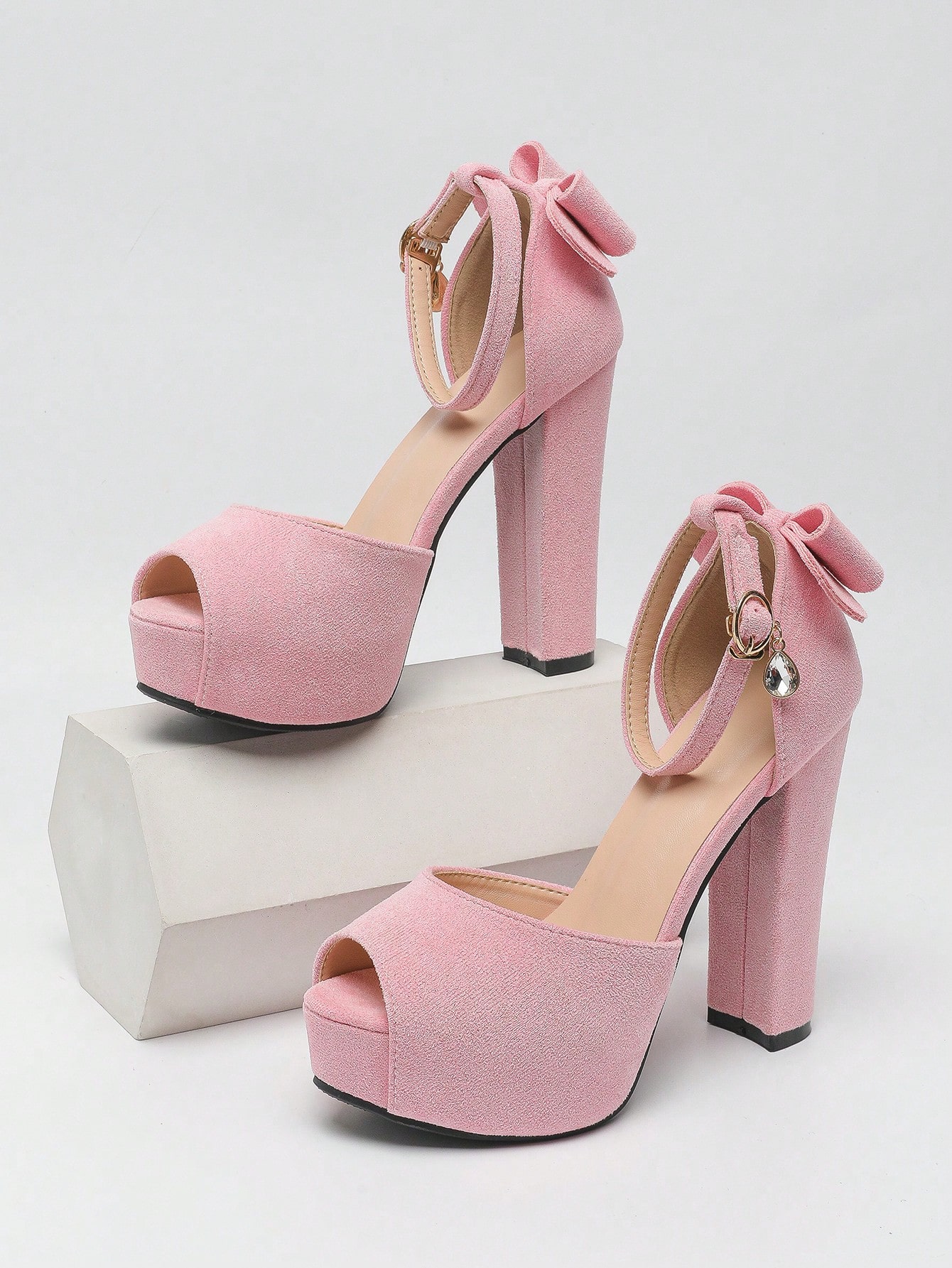 In Pink Women Pumps