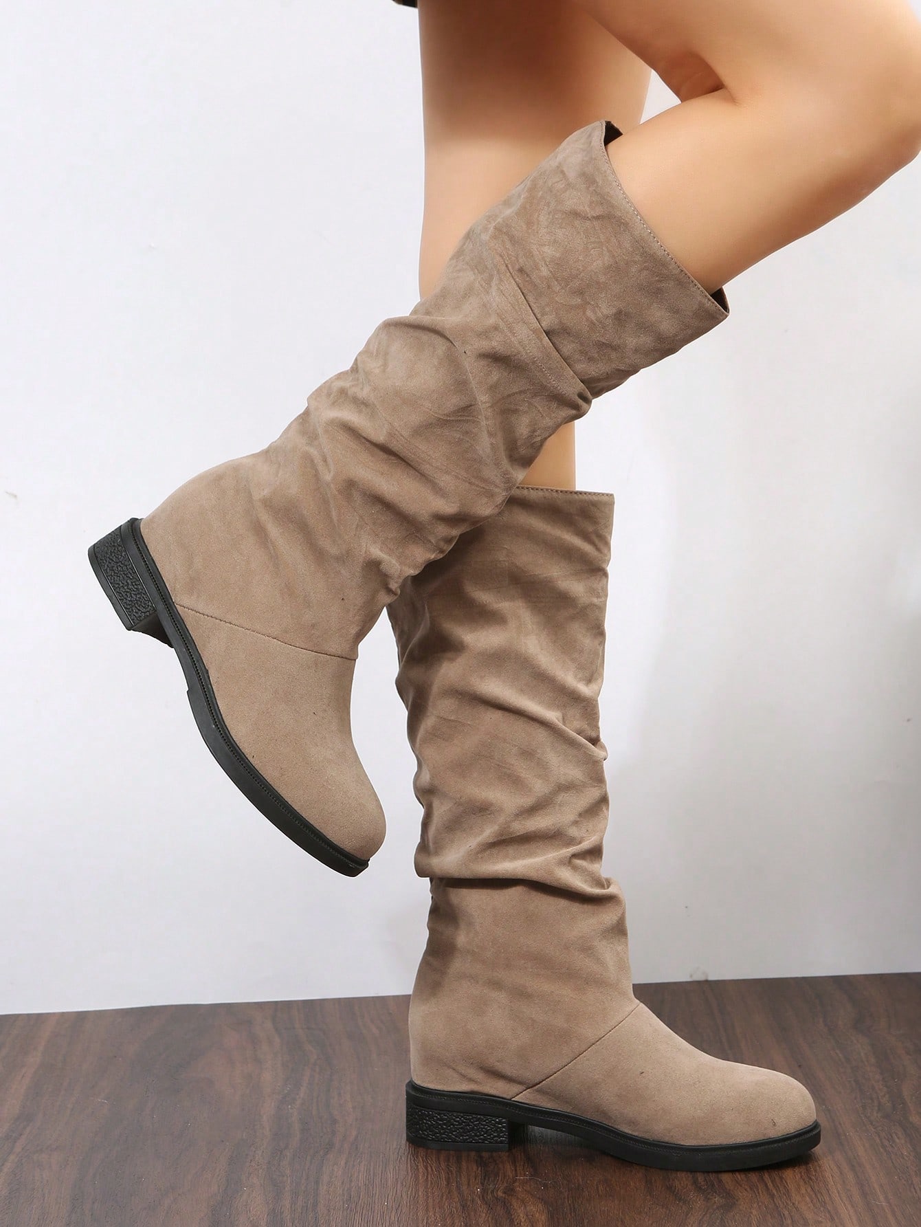 In Khaki Women Fashion Boots