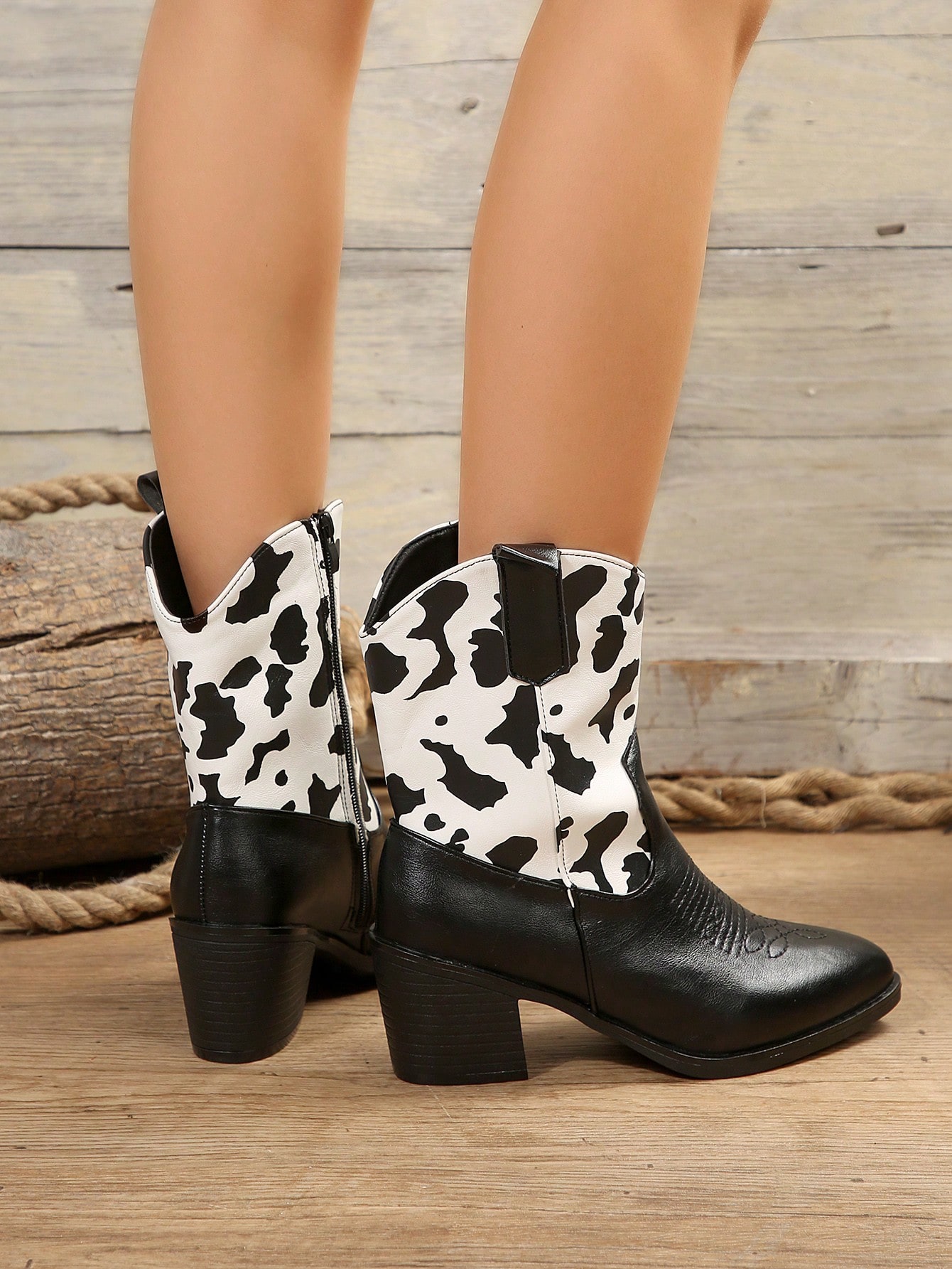 In Black and White Women Ankle Boots & Booties