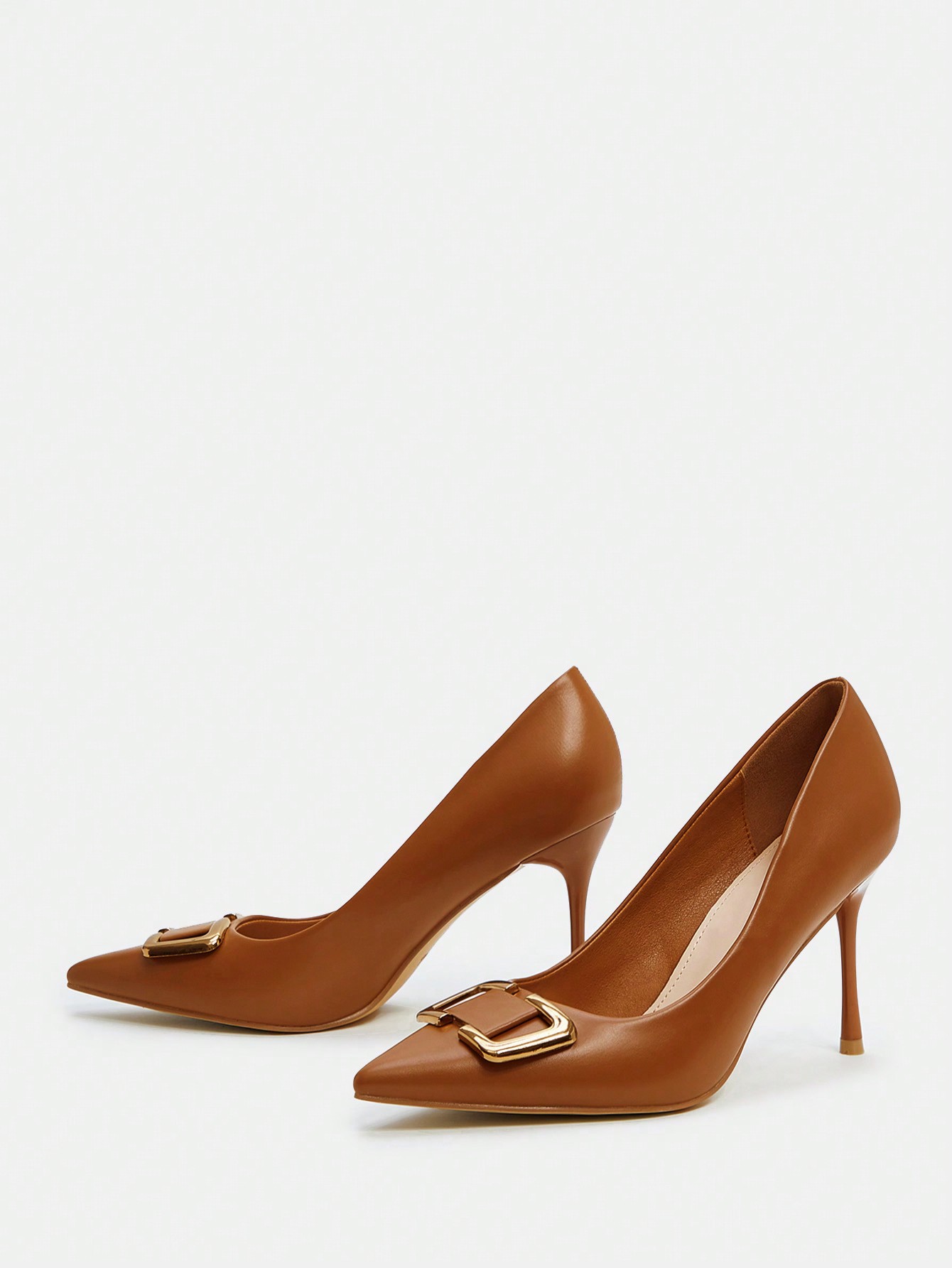 In Camel Women Pumps