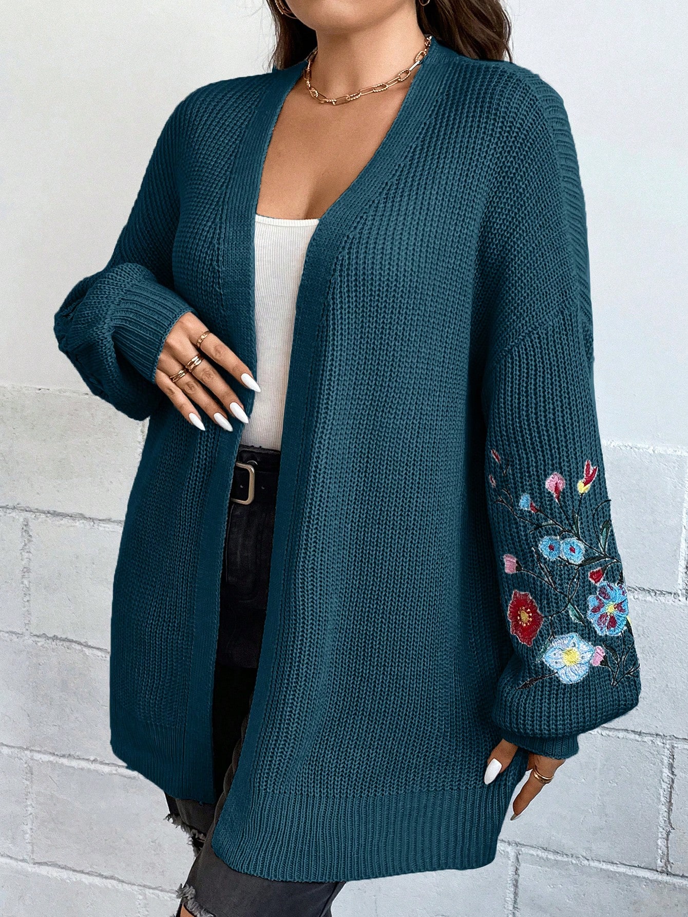 In Long Sleeve Plus Size Cardigans