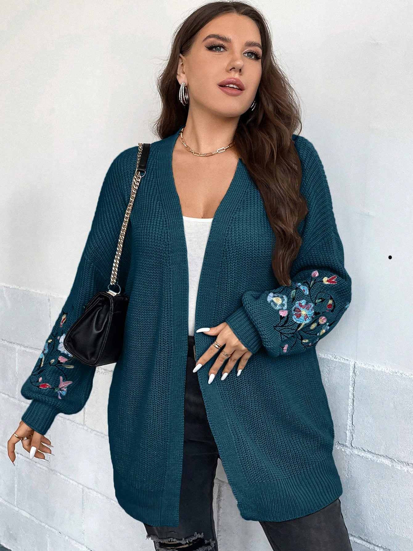 In Long Sleeve Plus Size Cardigans