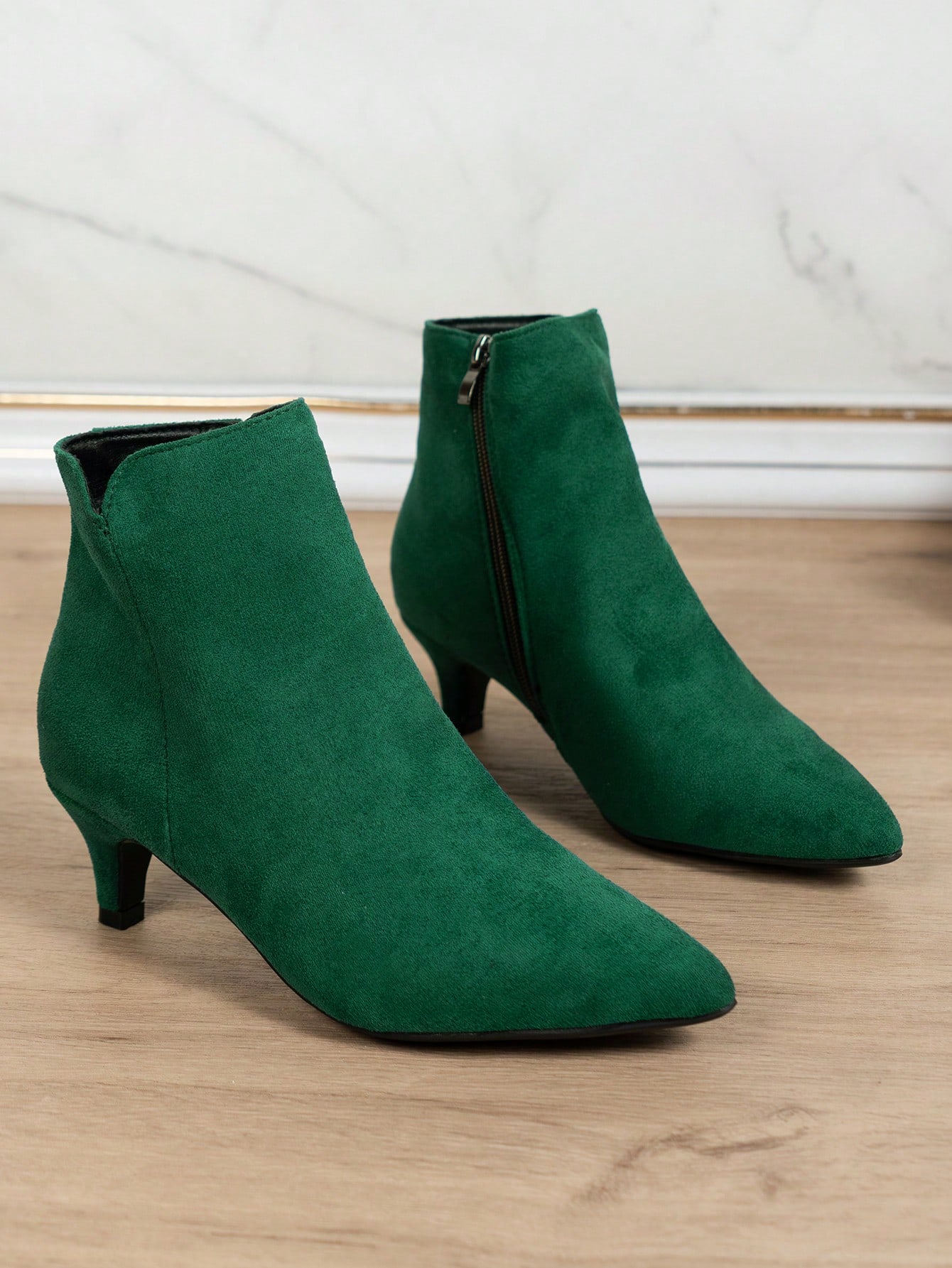 In Green Women Fashion Boots