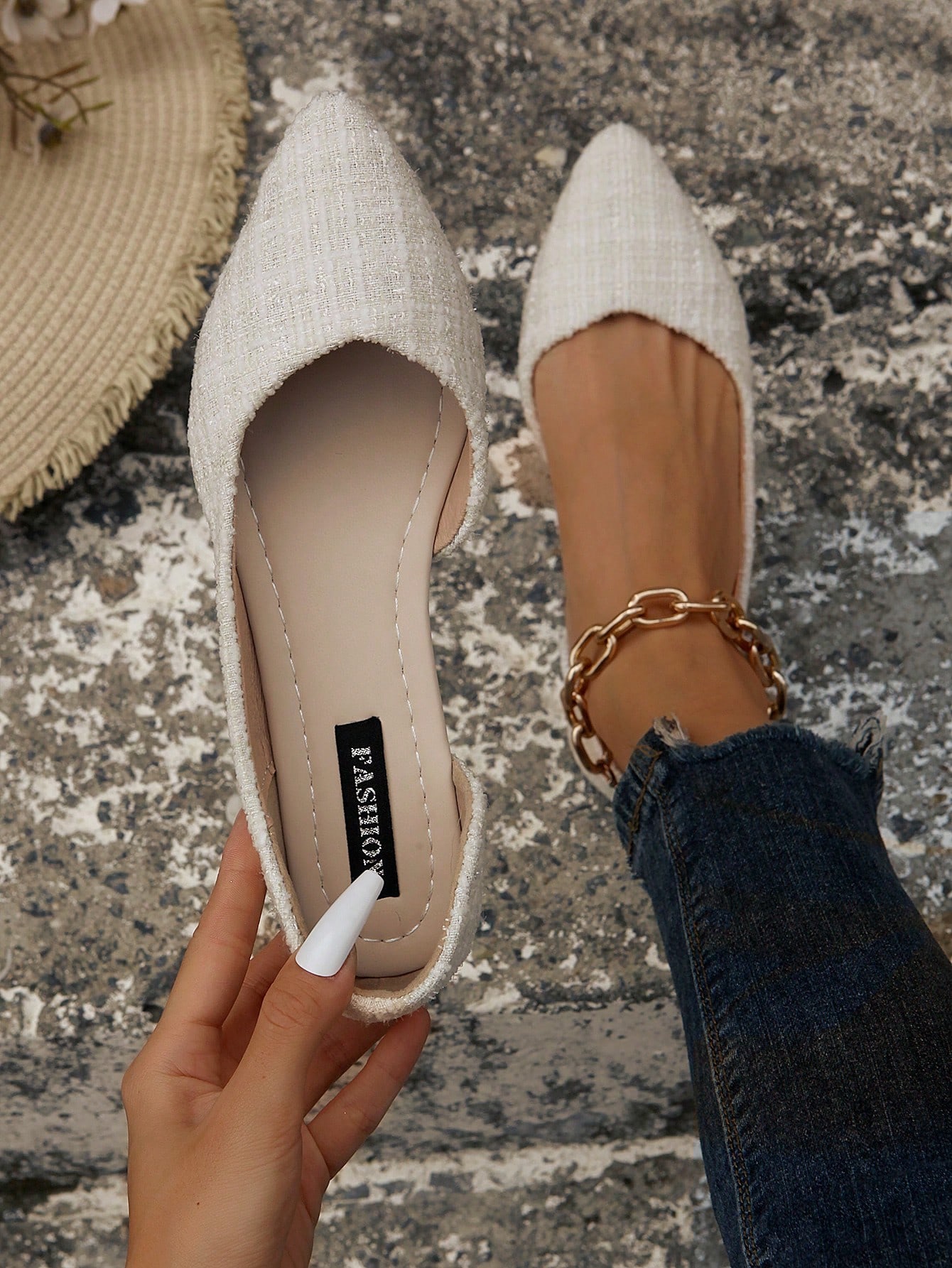 Women Flats