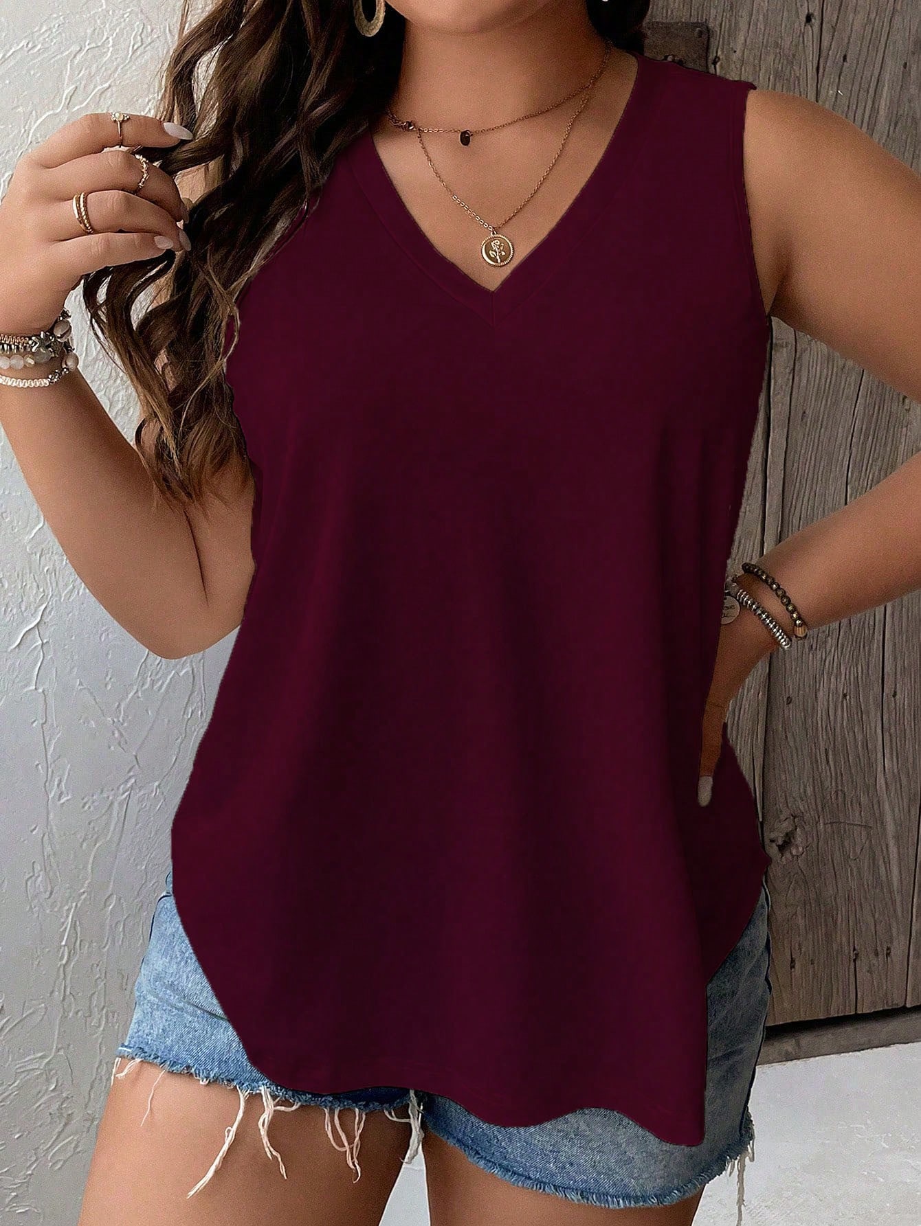 Plus Size Tank Tops & Camis