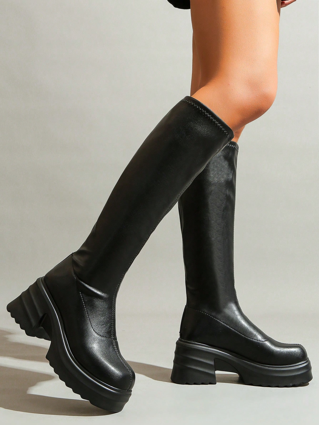 Women Fashion Boots