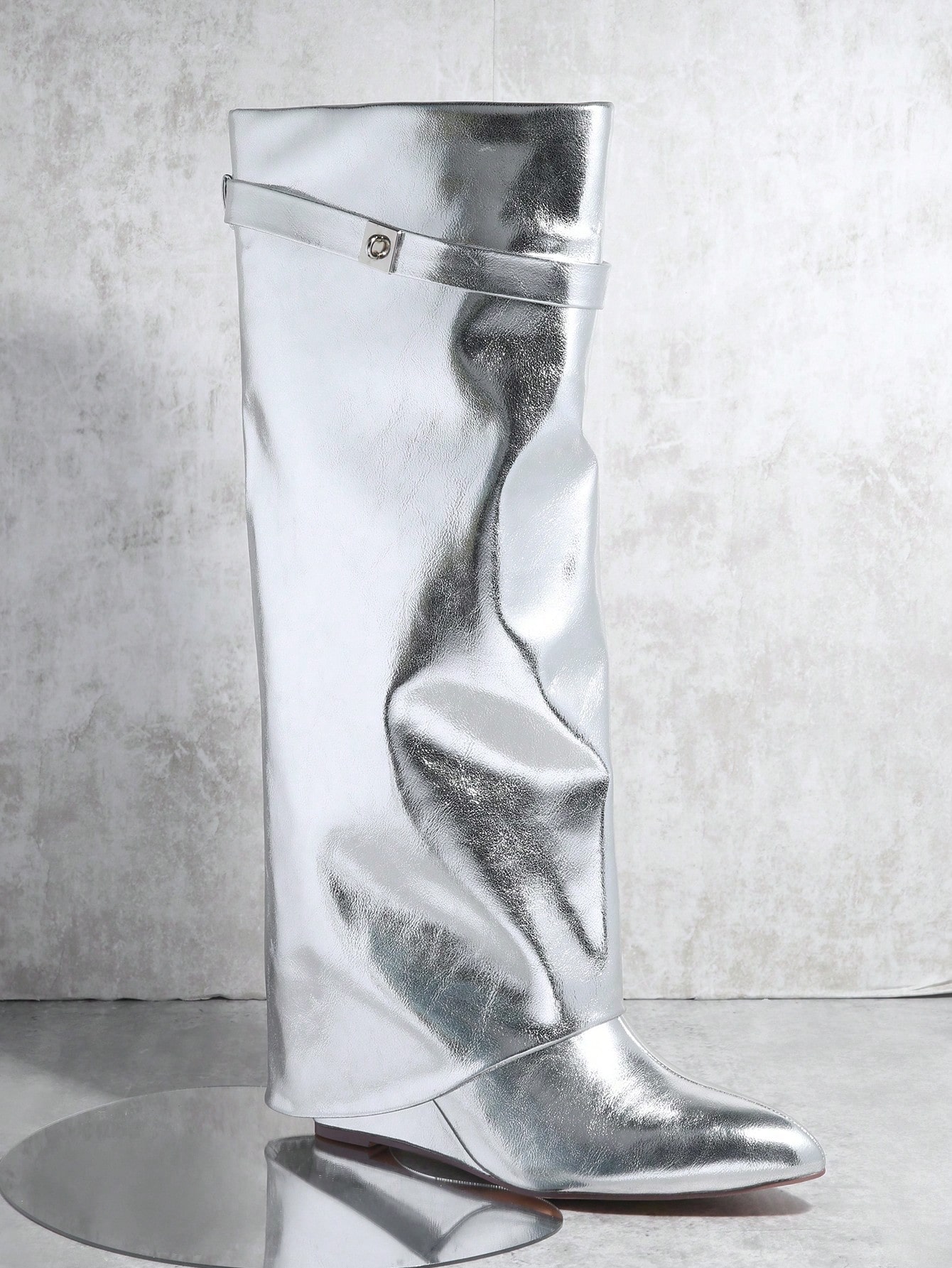 In Silver Women Fashion Boots