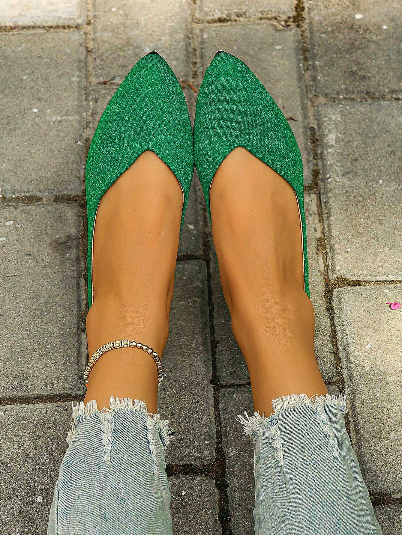 In Green Women Flats