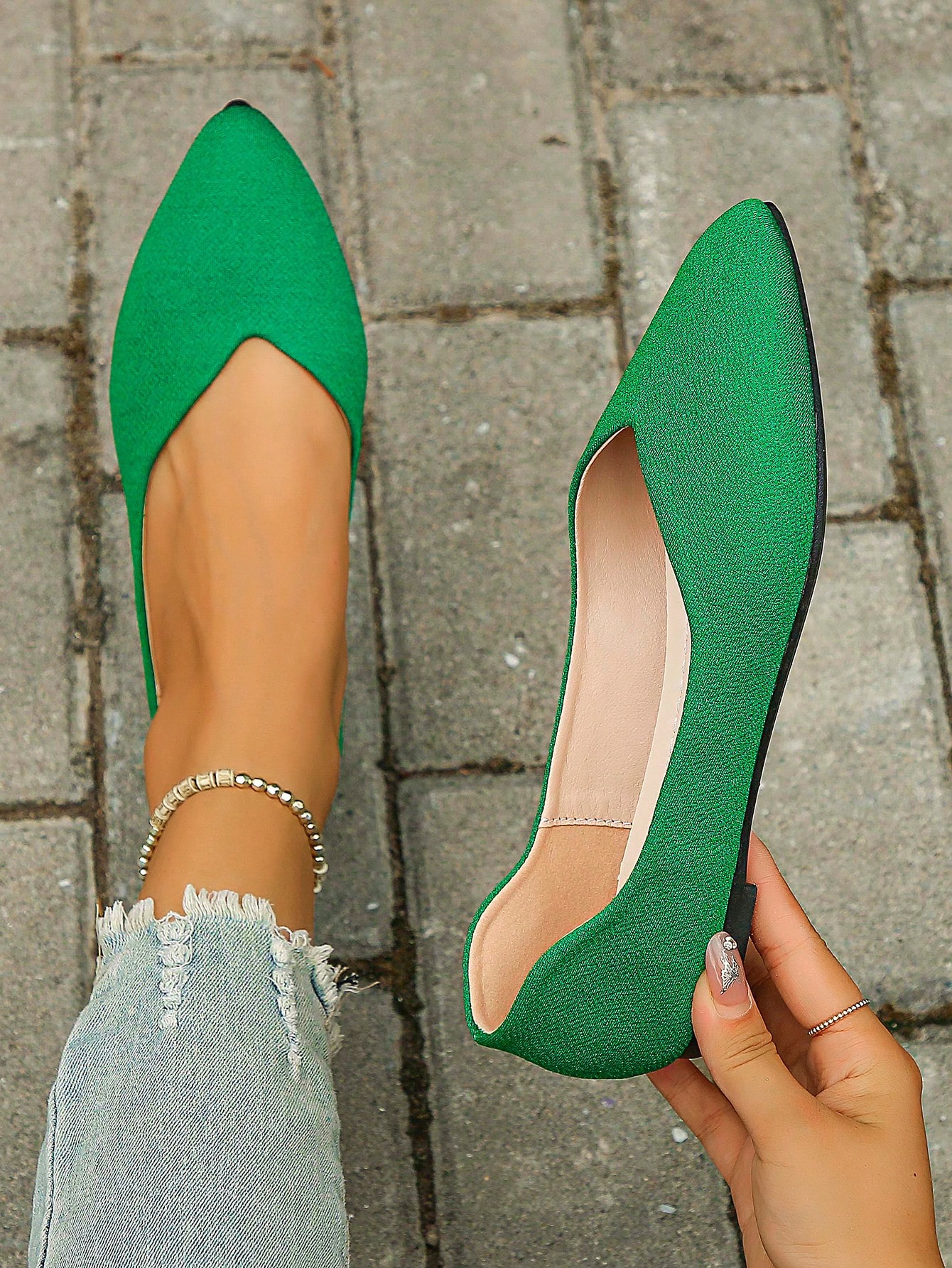 In Green Women Flats