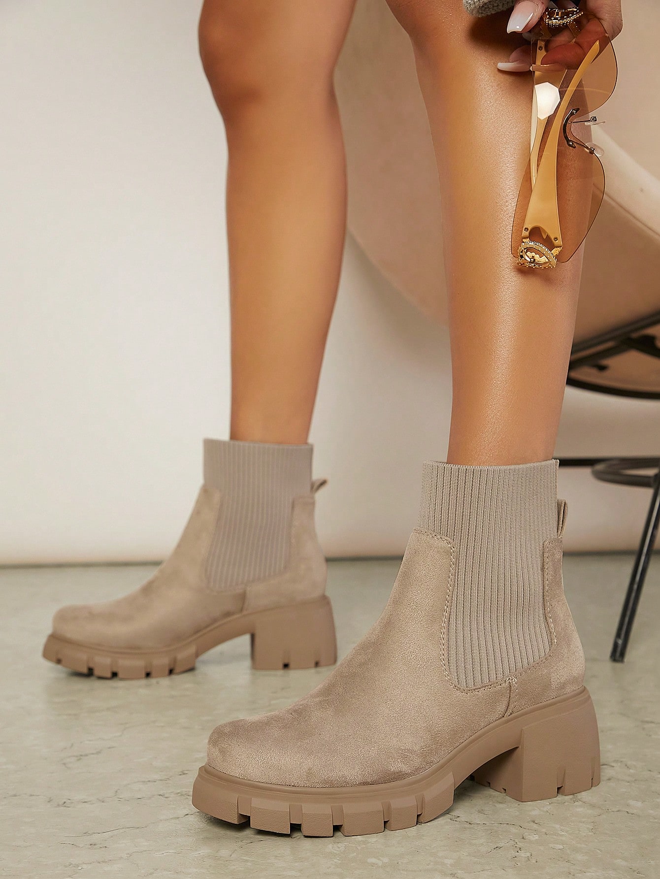 In Khaki Women Fashion Boots