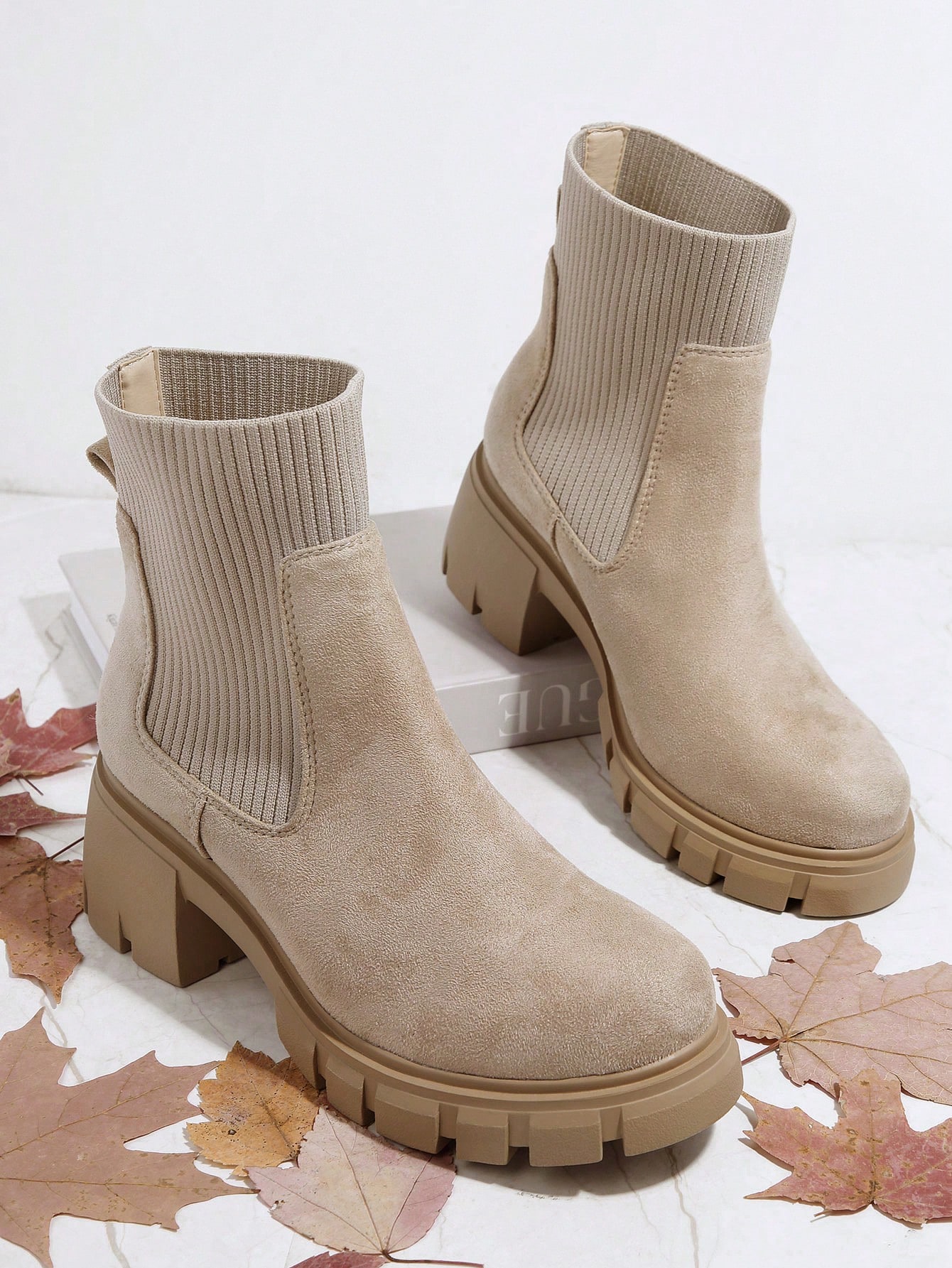 In Khaki Women Fashion Boots