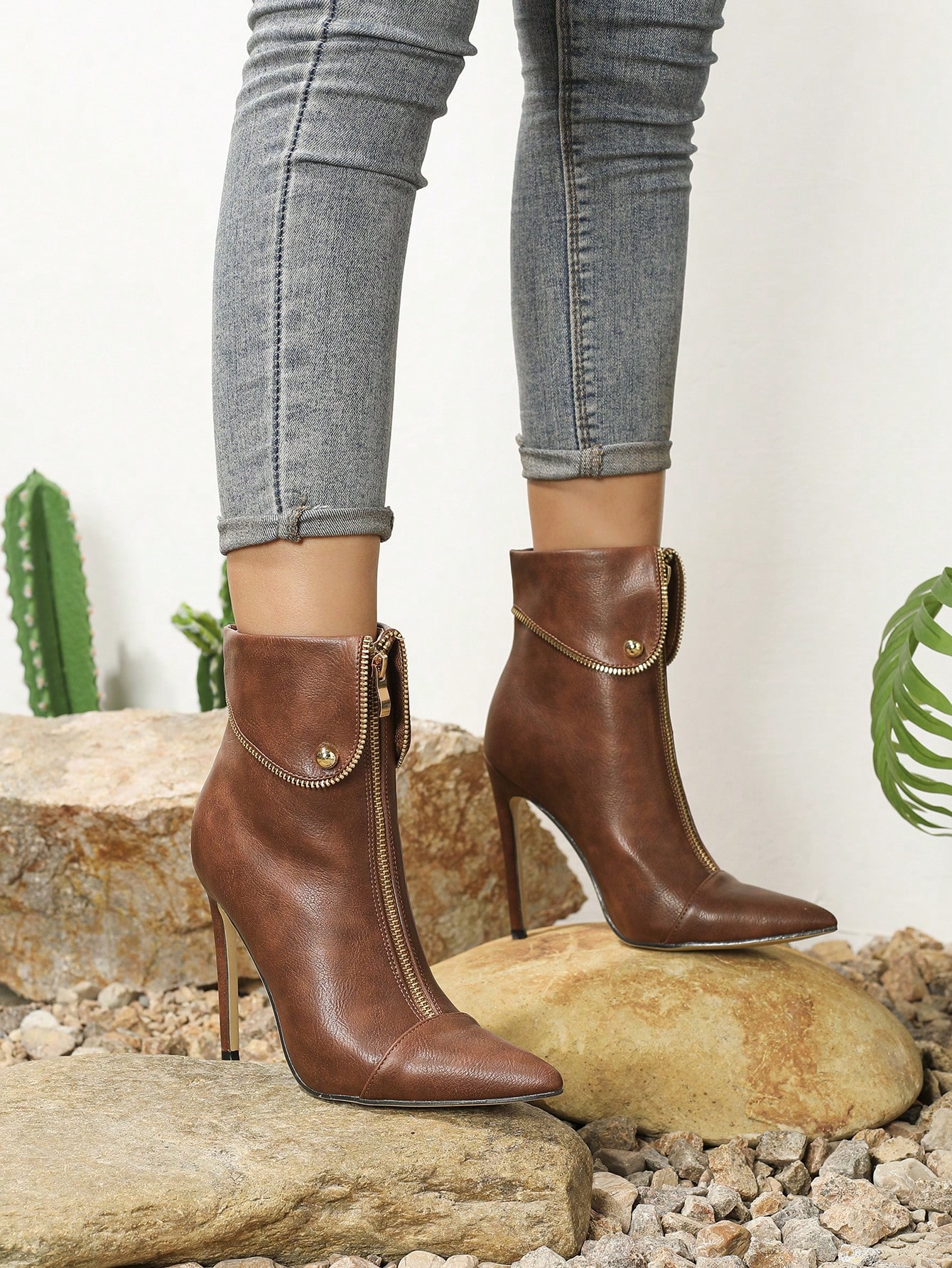 In Brown Women Ankle Boots & Booties